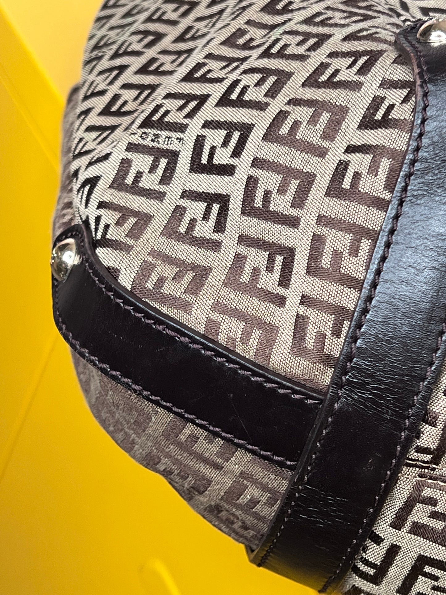 Fendi Hobo Manico Intrecciato