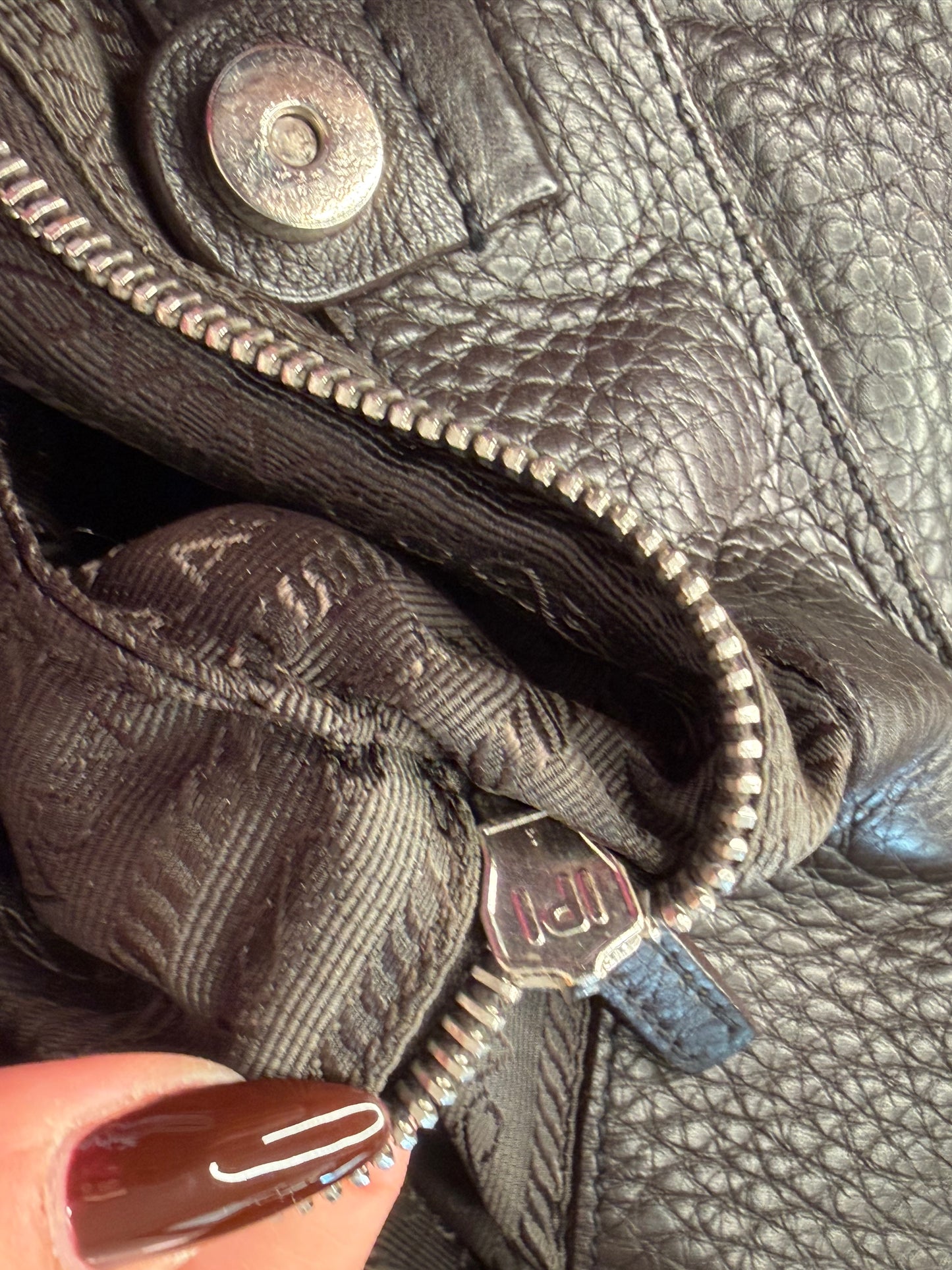 Prada Hobo brown
