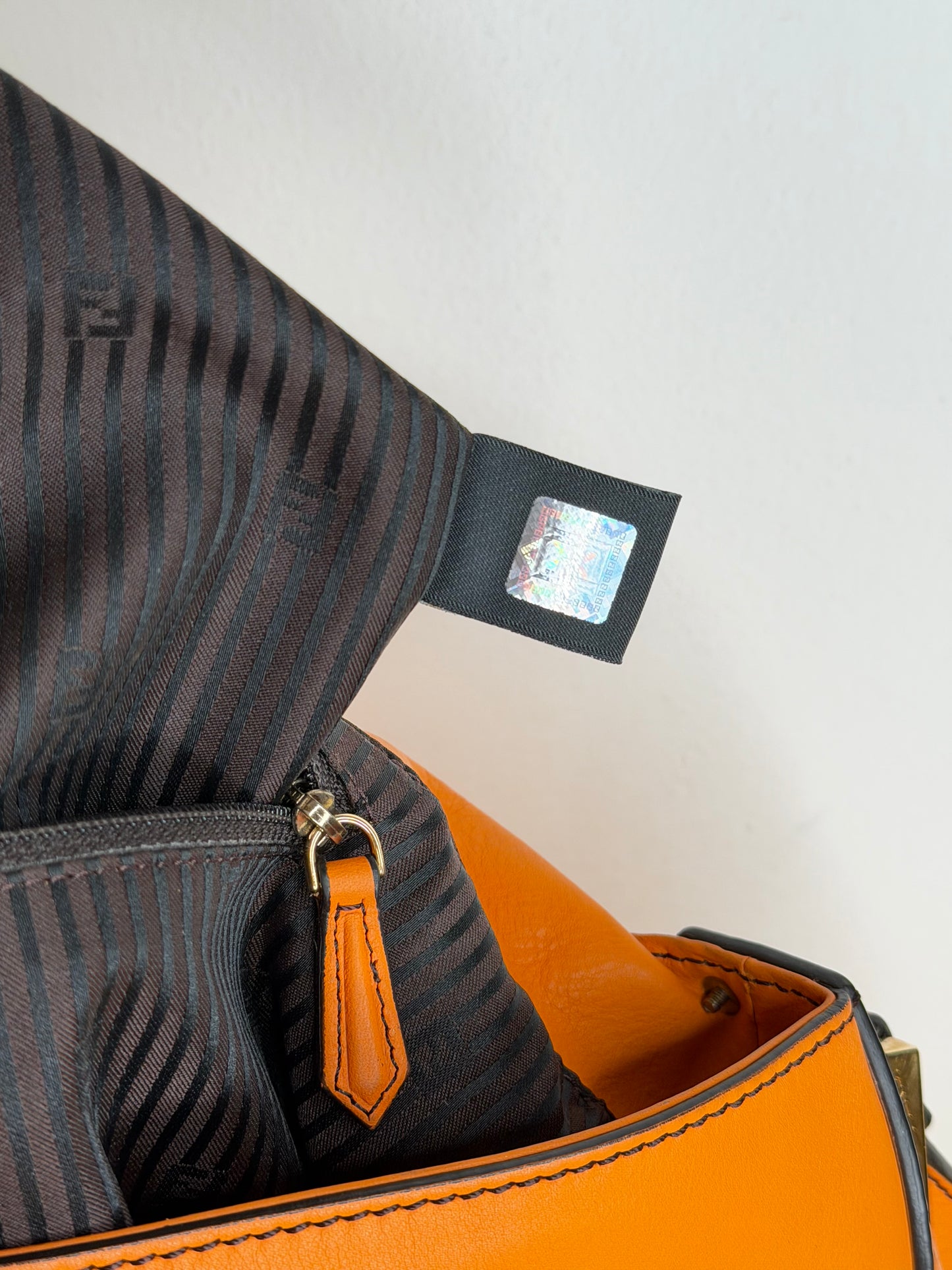 Fendi Mamma Baguette Arancione