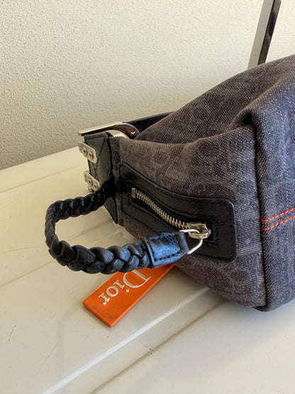 Dior Remove Before Flight
