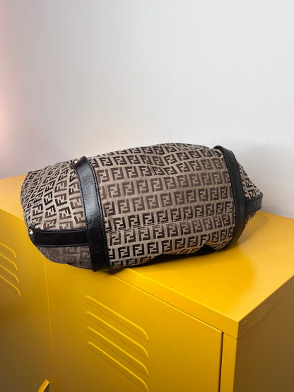 Fendi Hobo Manico Intrecciato