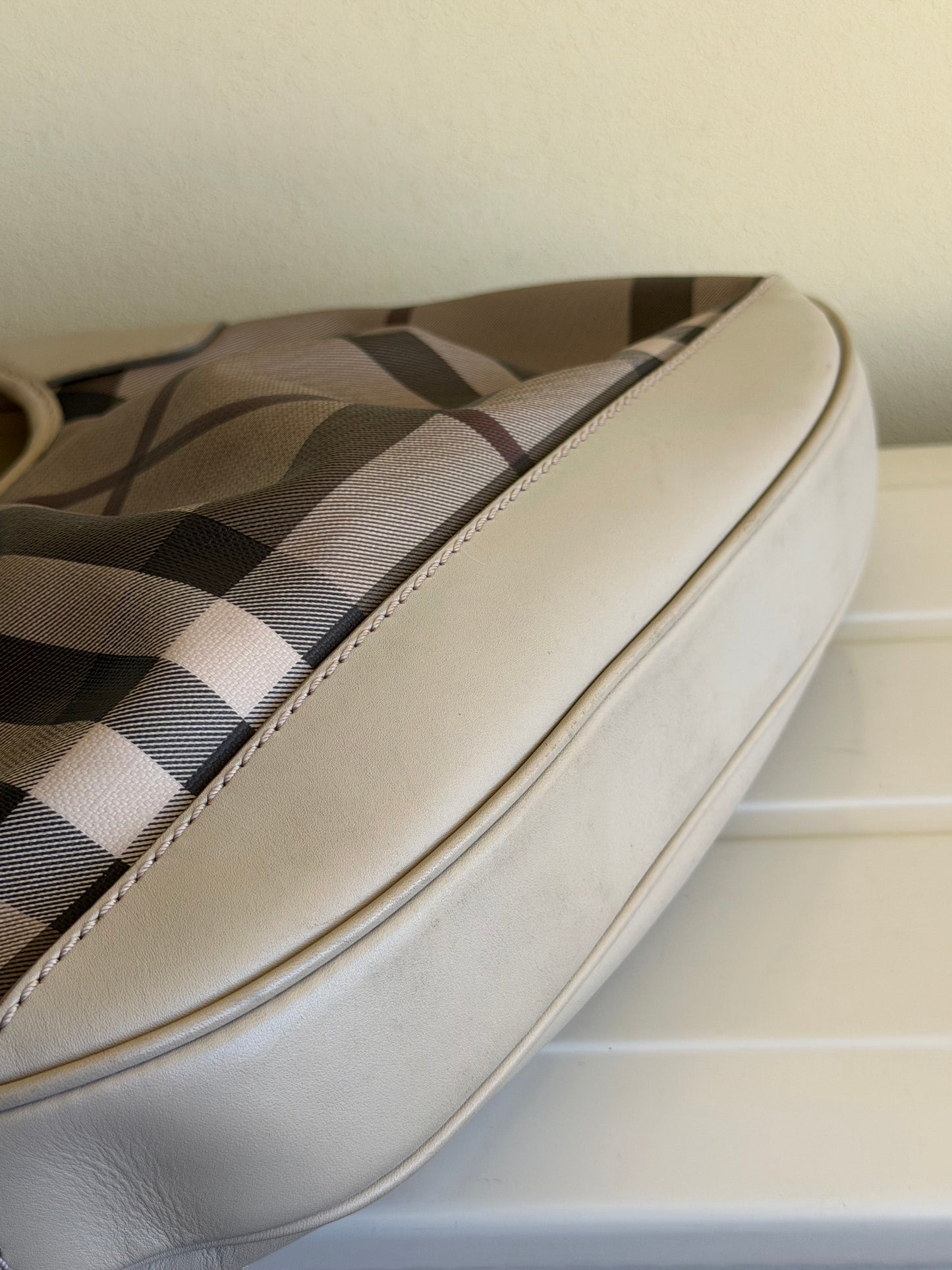 Burberry Hobo in Pelle