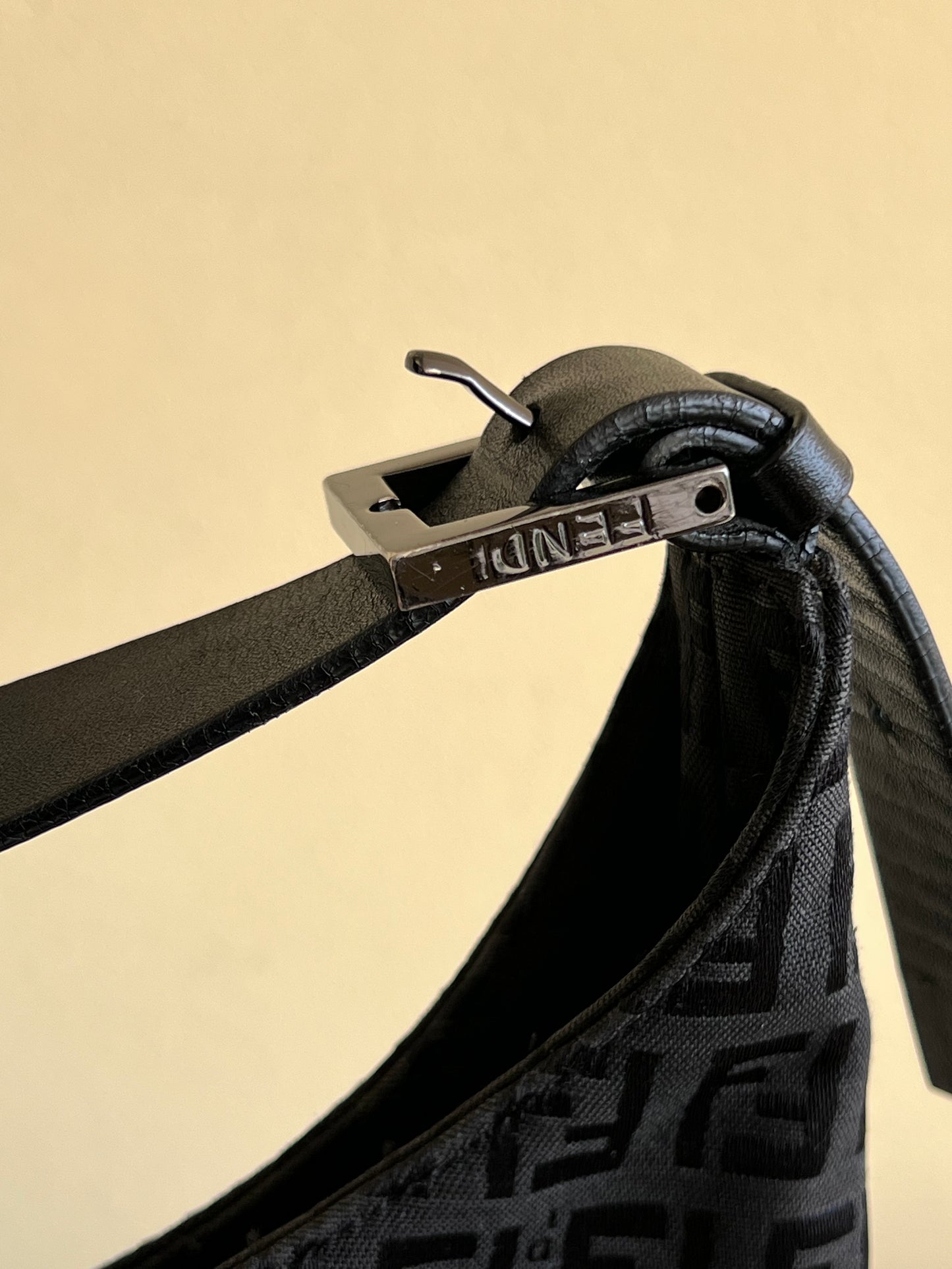 Hobo Fendi Zucchino