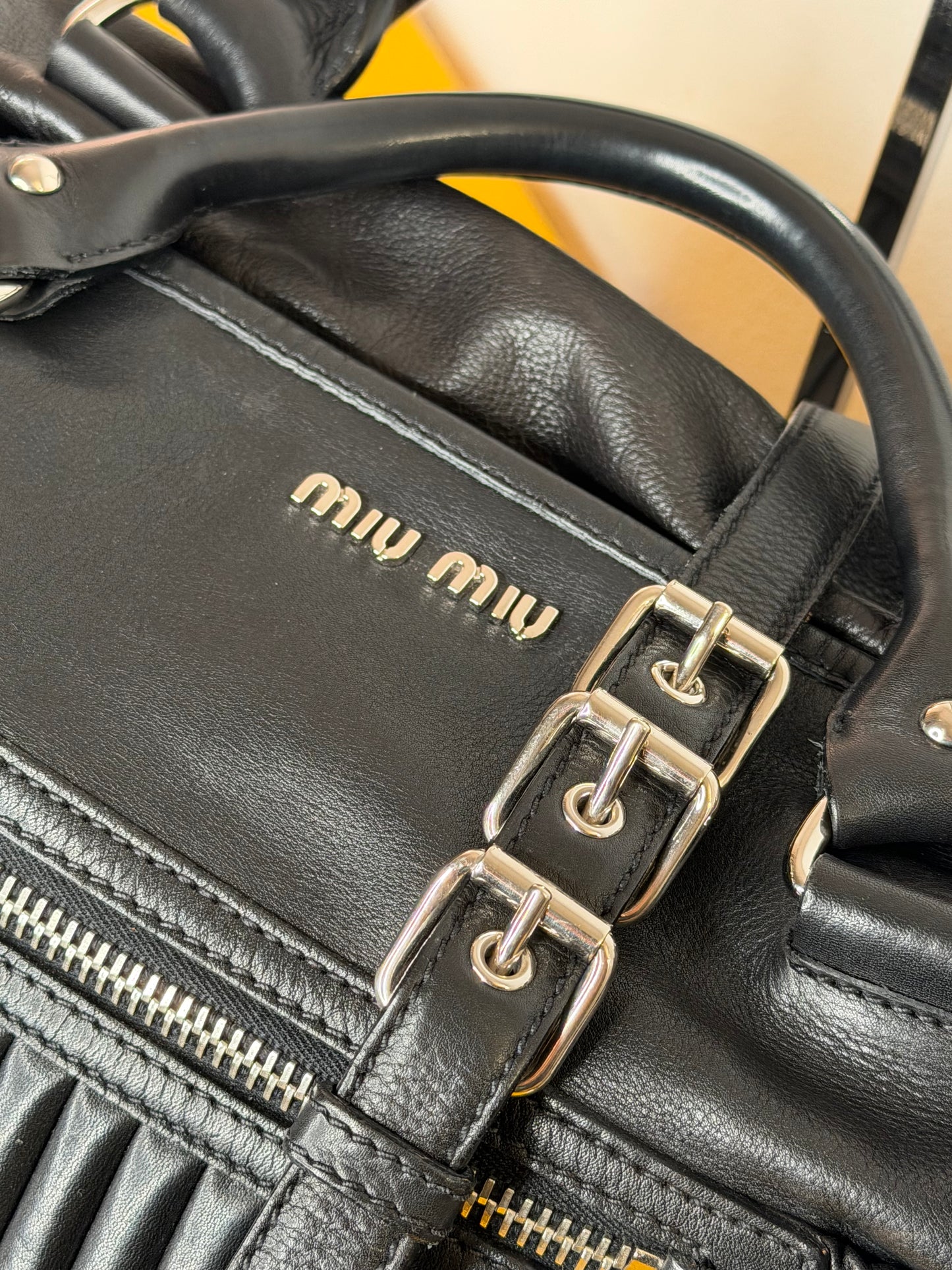 Miu Miu tote nera