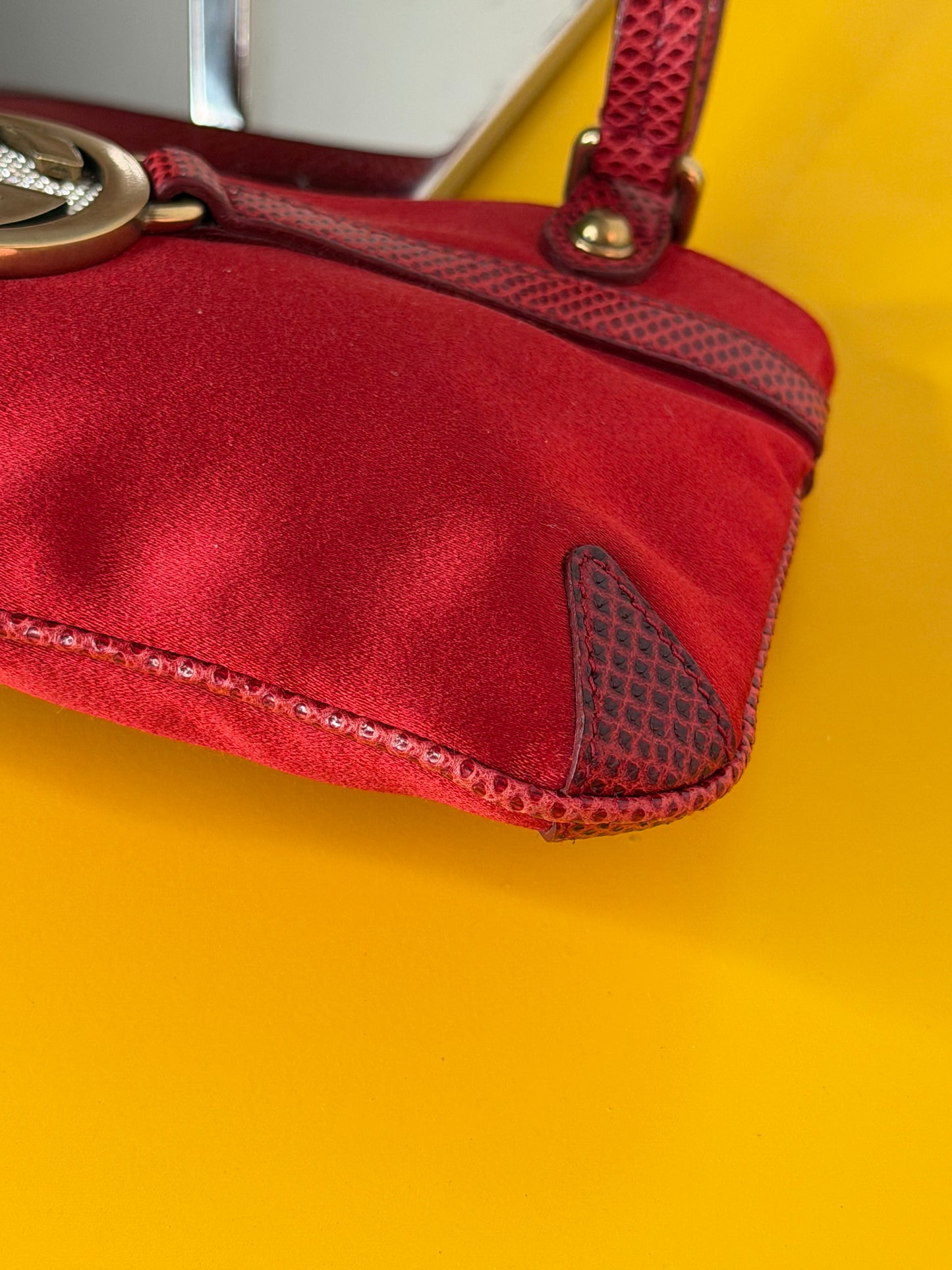 Gucci Pochette Interlocking