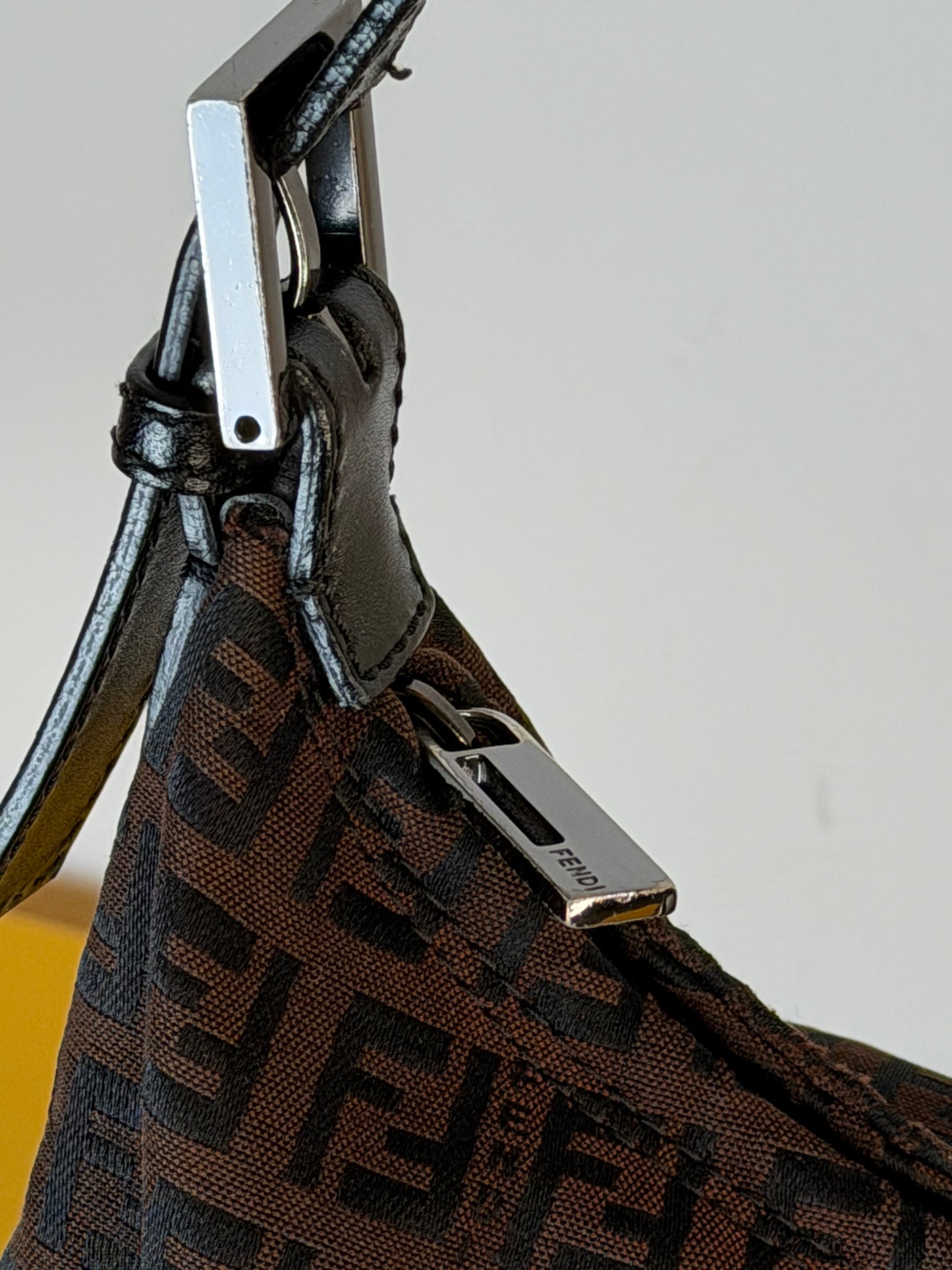 Hobo Fendi Zucchino