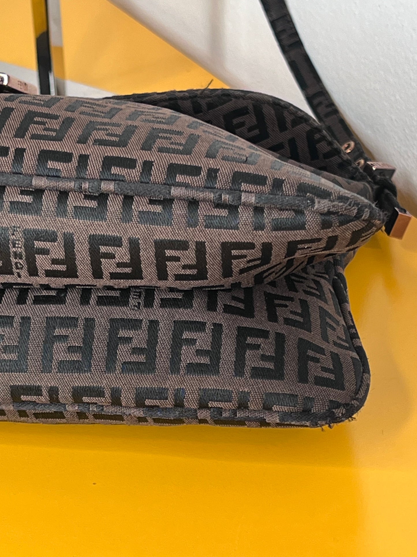 Fendi Baguette Marrone Double Flap