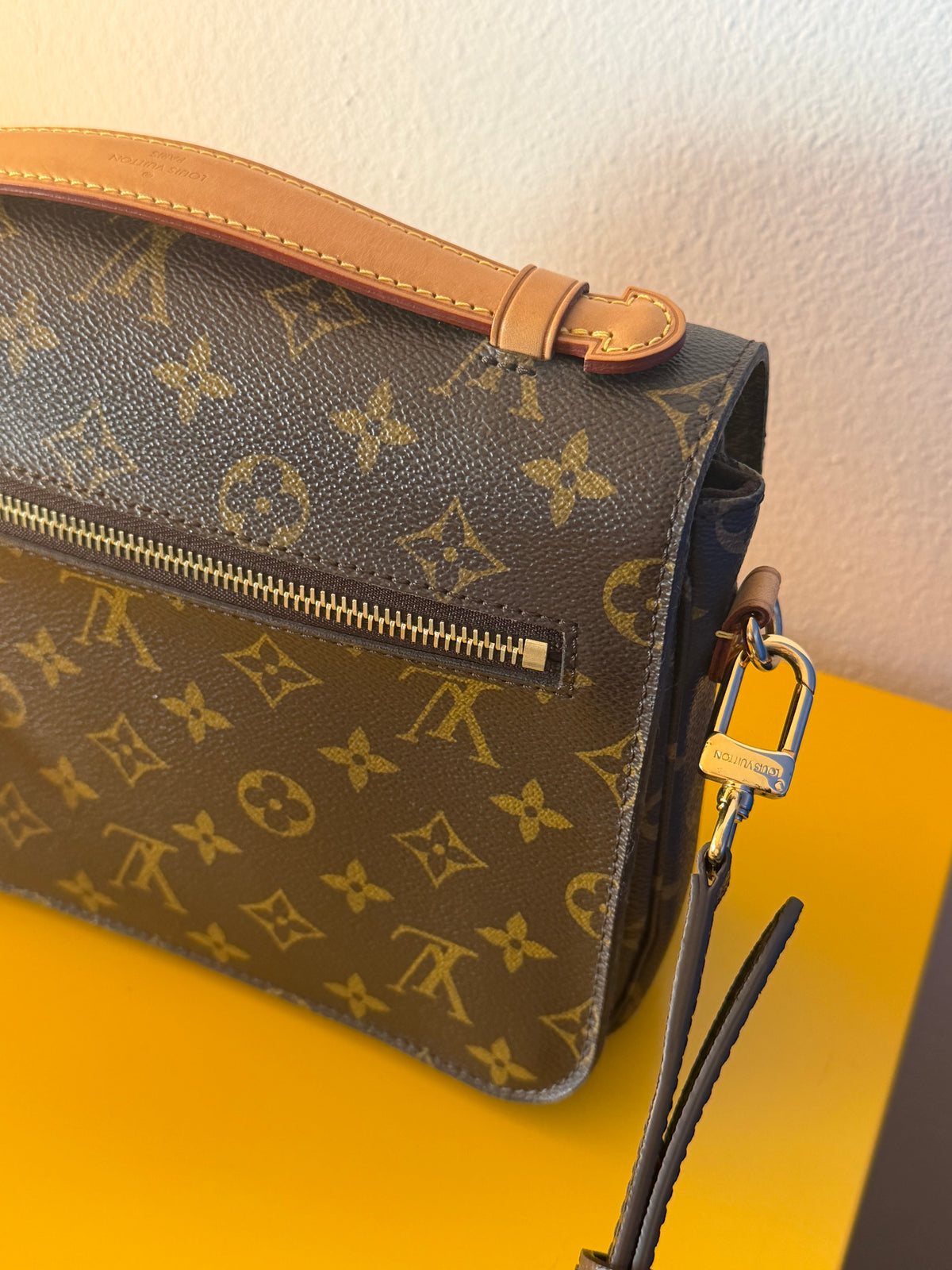 Louis Vuitton Metis