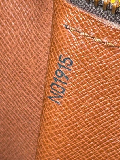 Louis Vuitton Papillon 30