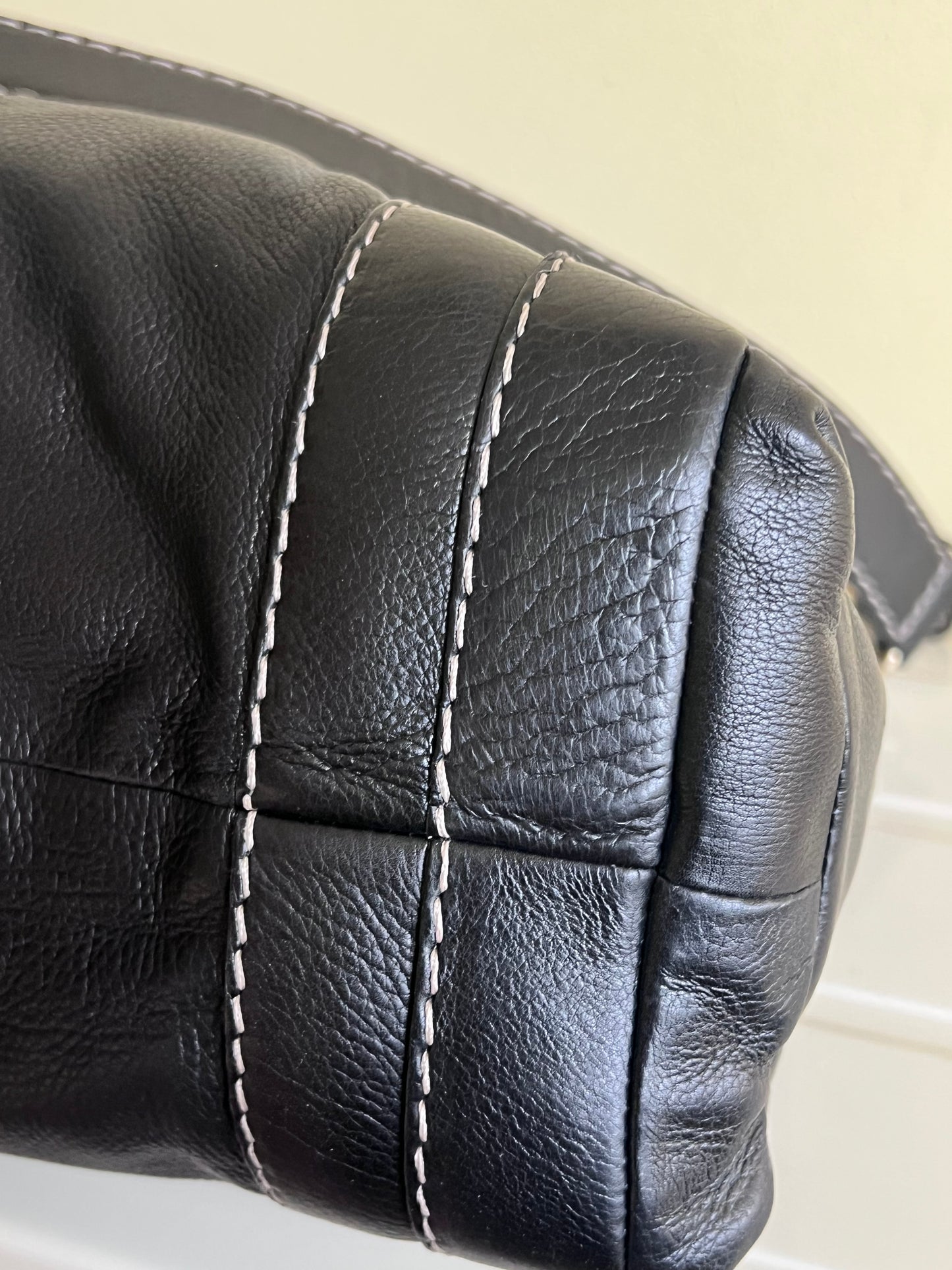 Gucci tote hysteria