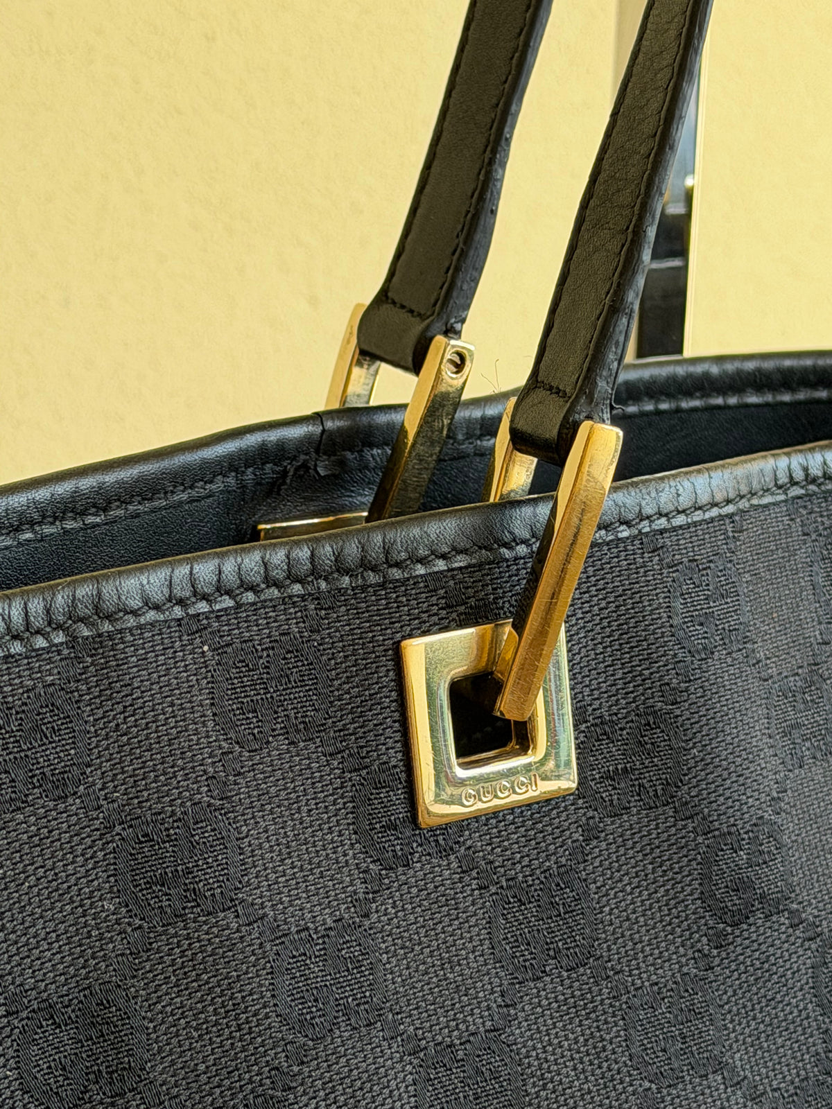 Gucci mini tote