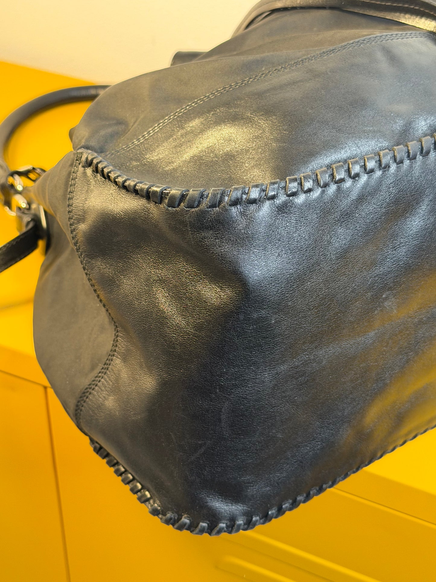 Prada secchiello