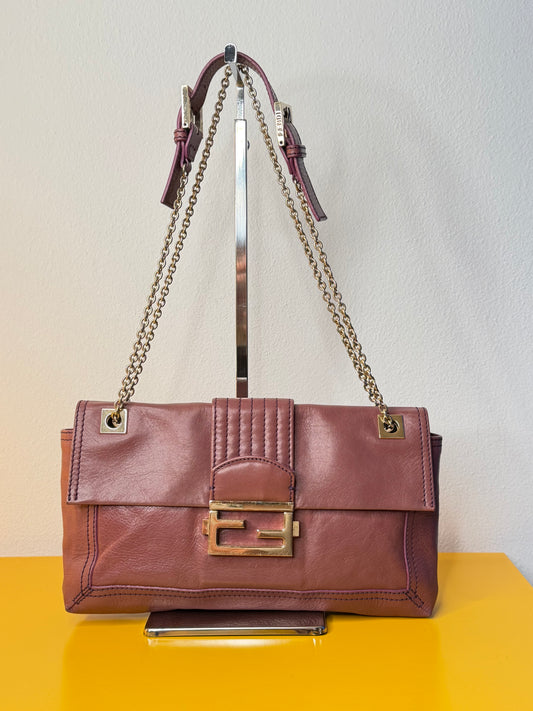 Fendi baguette chain flap Malva