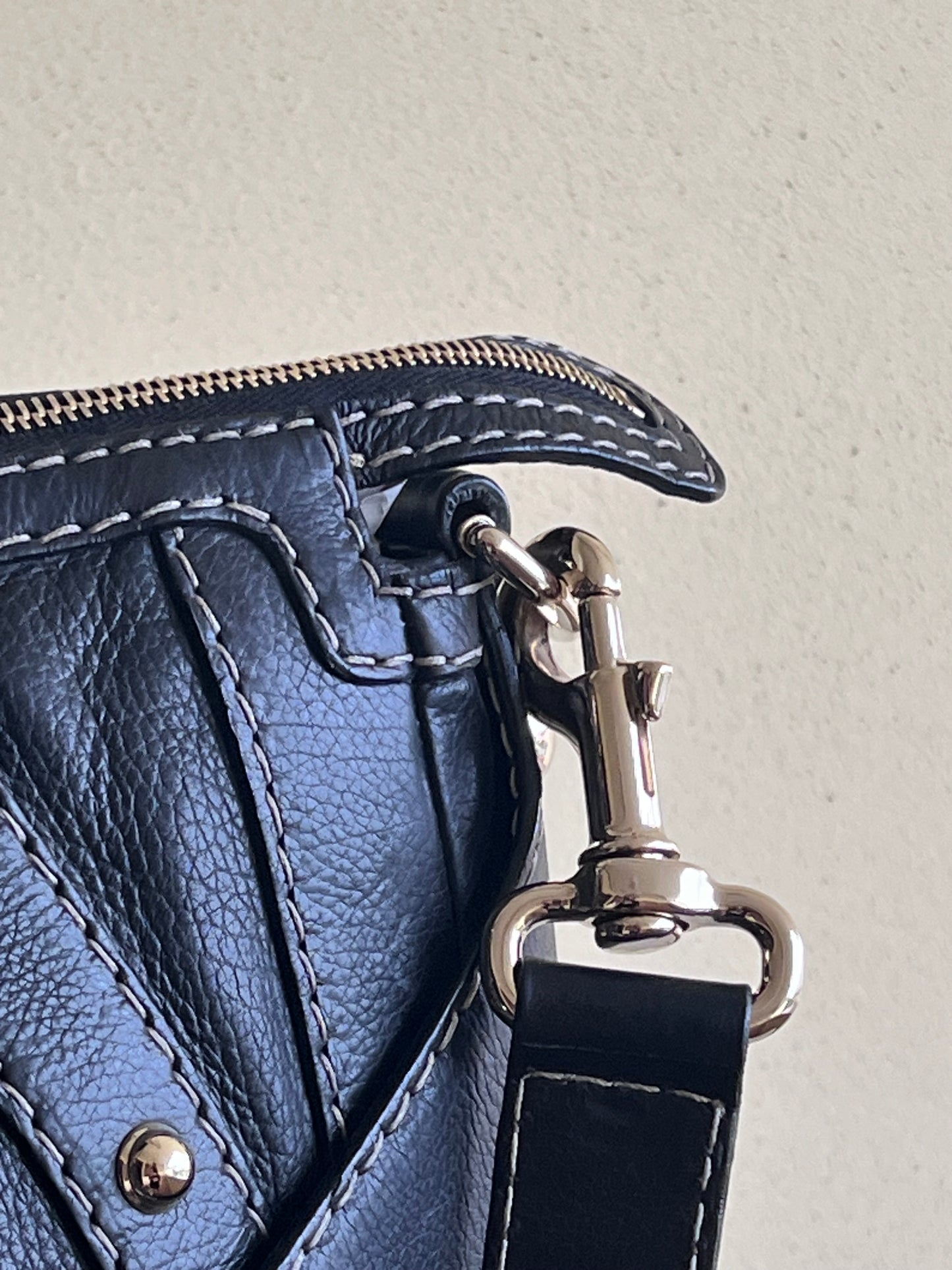 Gucci tote hysteria