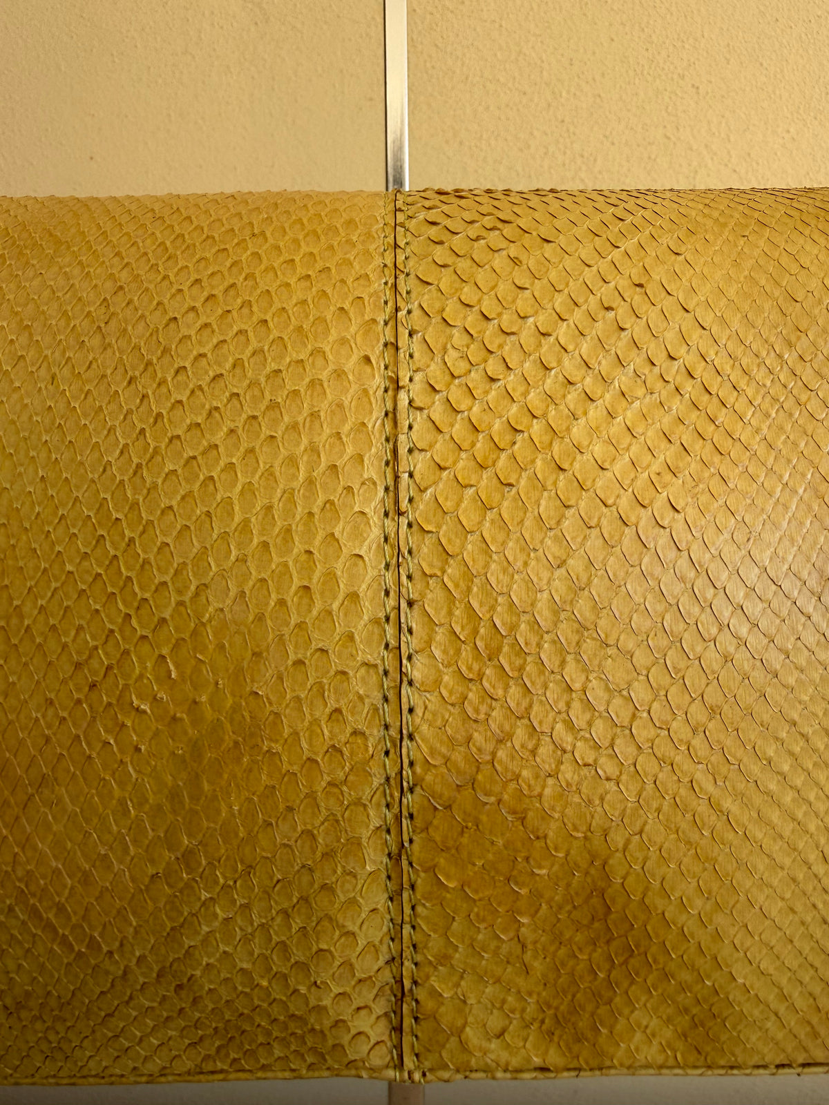 Fendi baguette pelle di pitone gialla