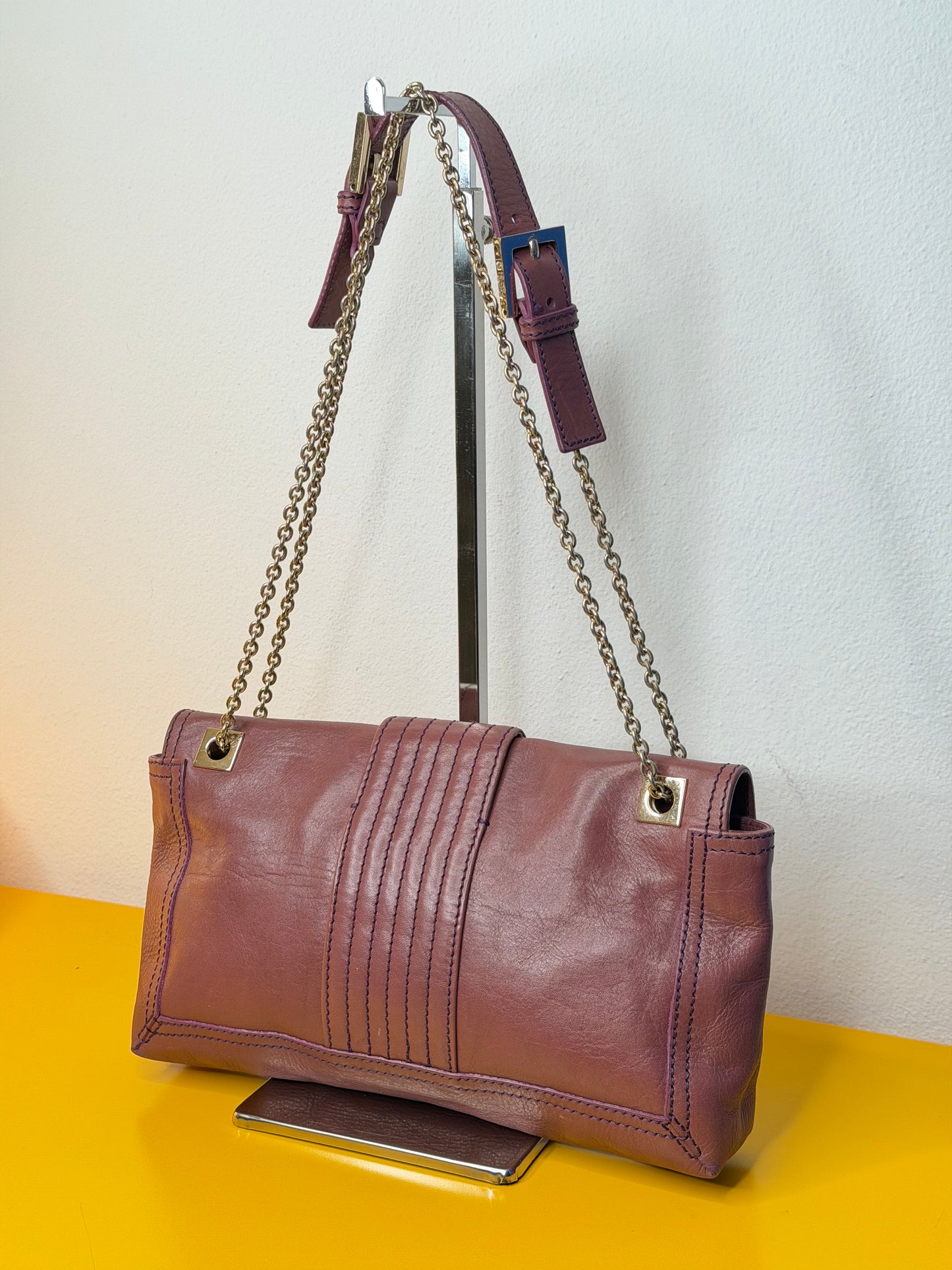 Fendi baguette chain flap Malva