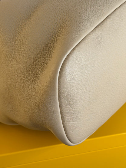 Prada ring handle Bag beige