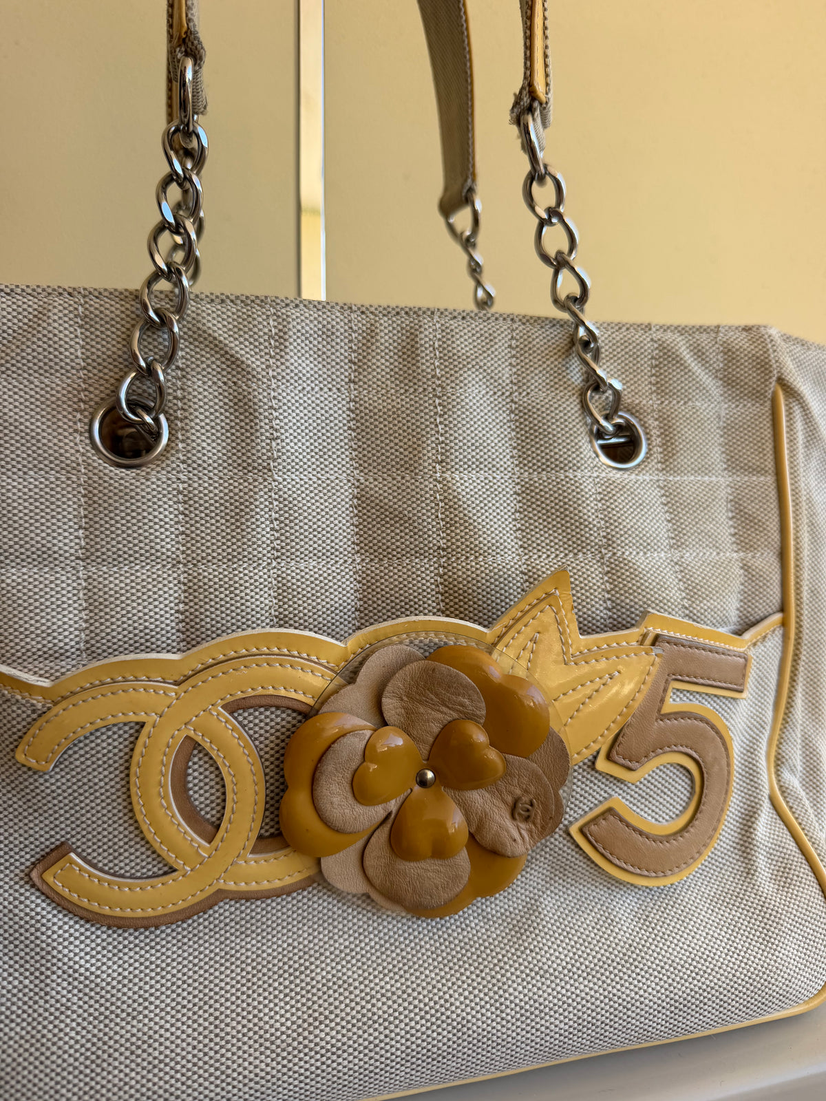 Chanel Camelia