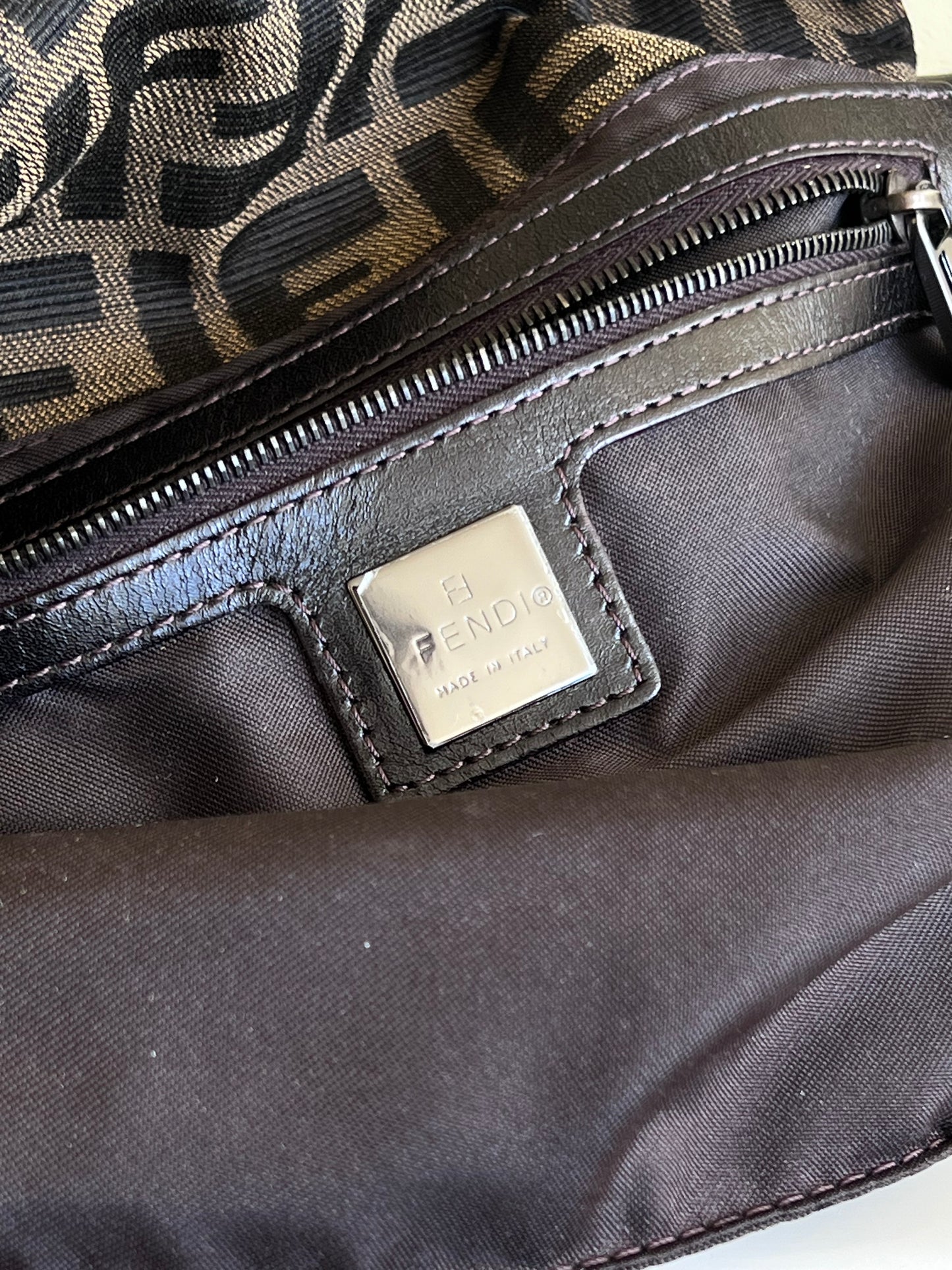 Fendi baguette Double Flap Zucca