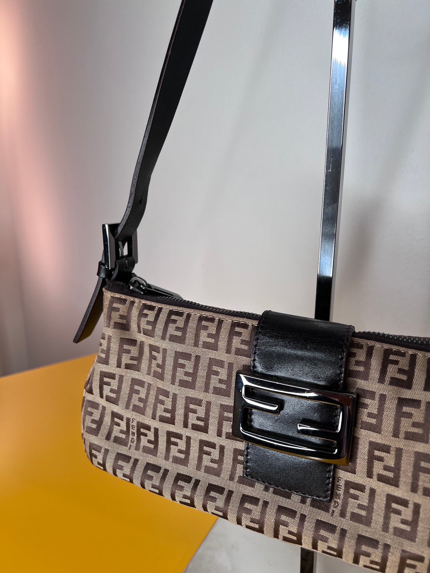 Fendi Mini Baguette Beige/Brown