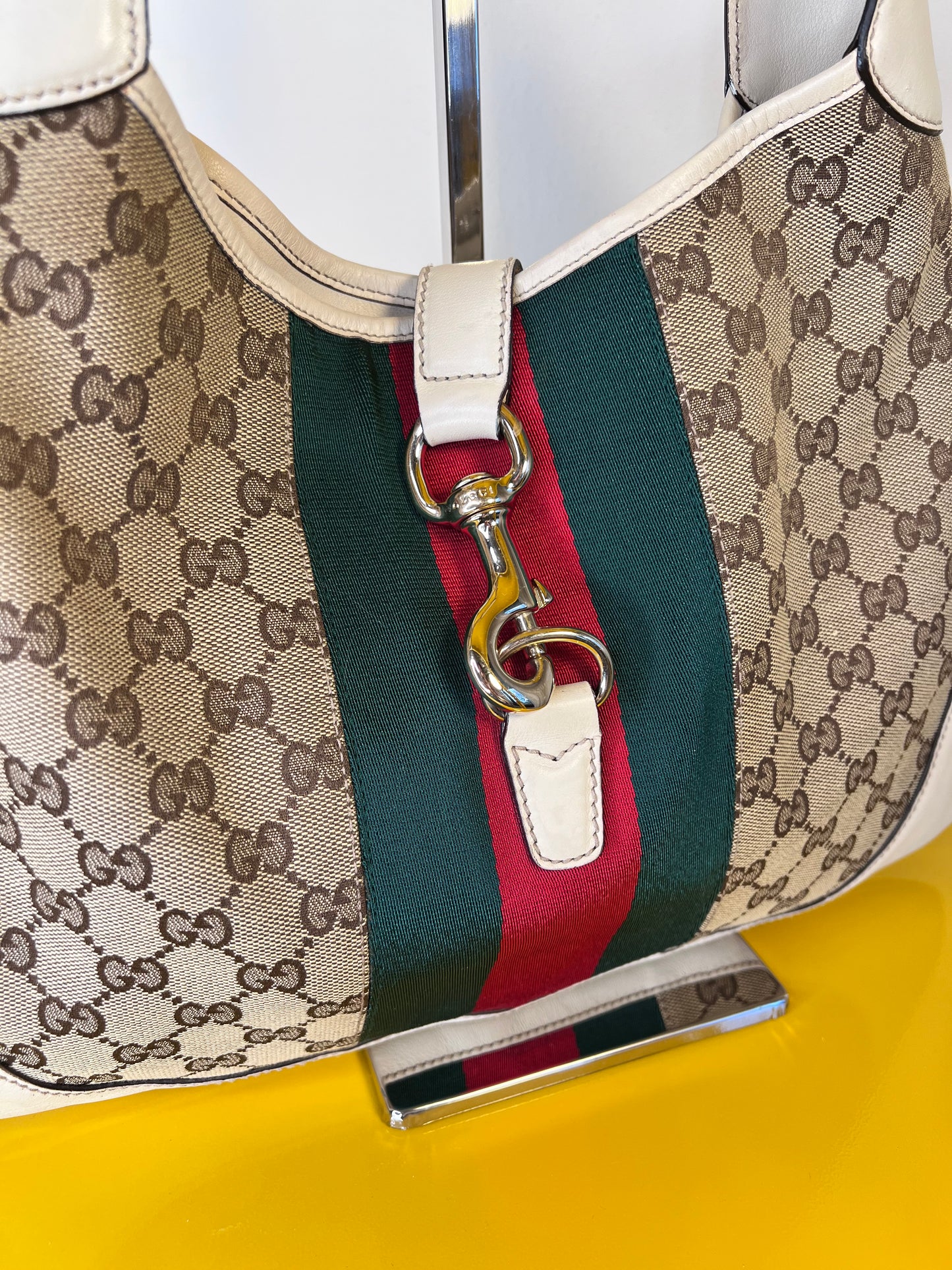 Gucci Bouvier Avorio
