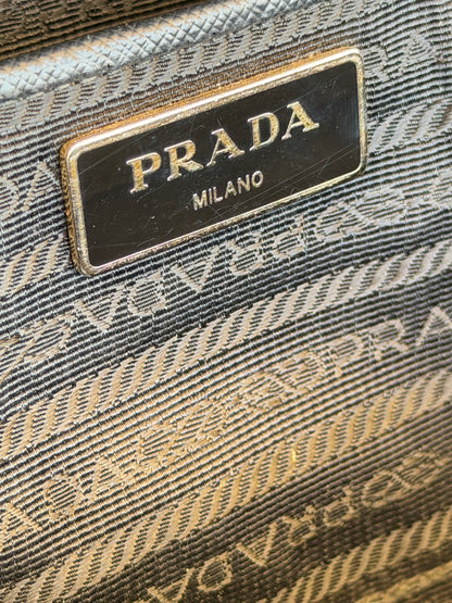 Prada Galleria nera