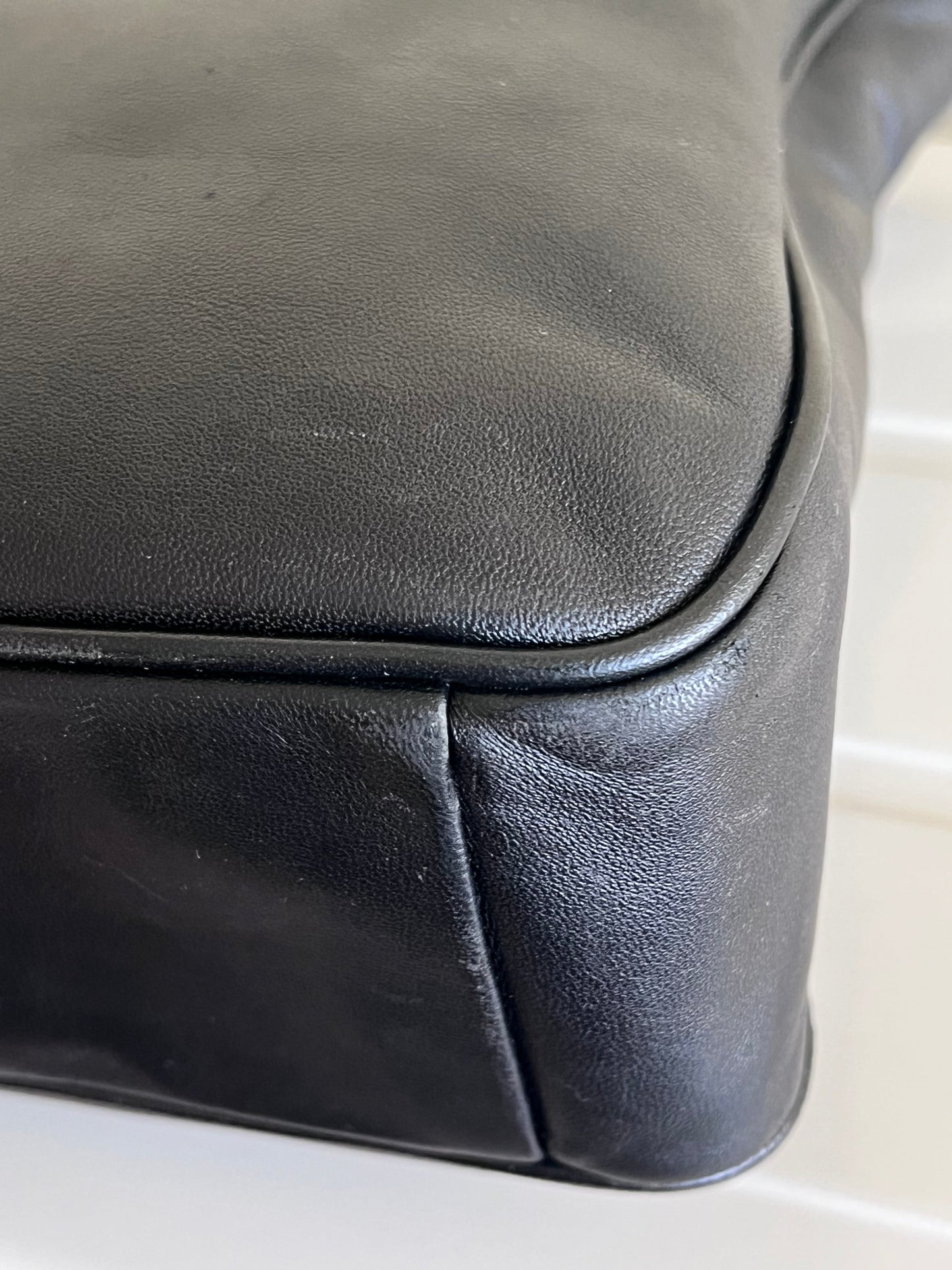 Prada Borsa a spalla in pelle