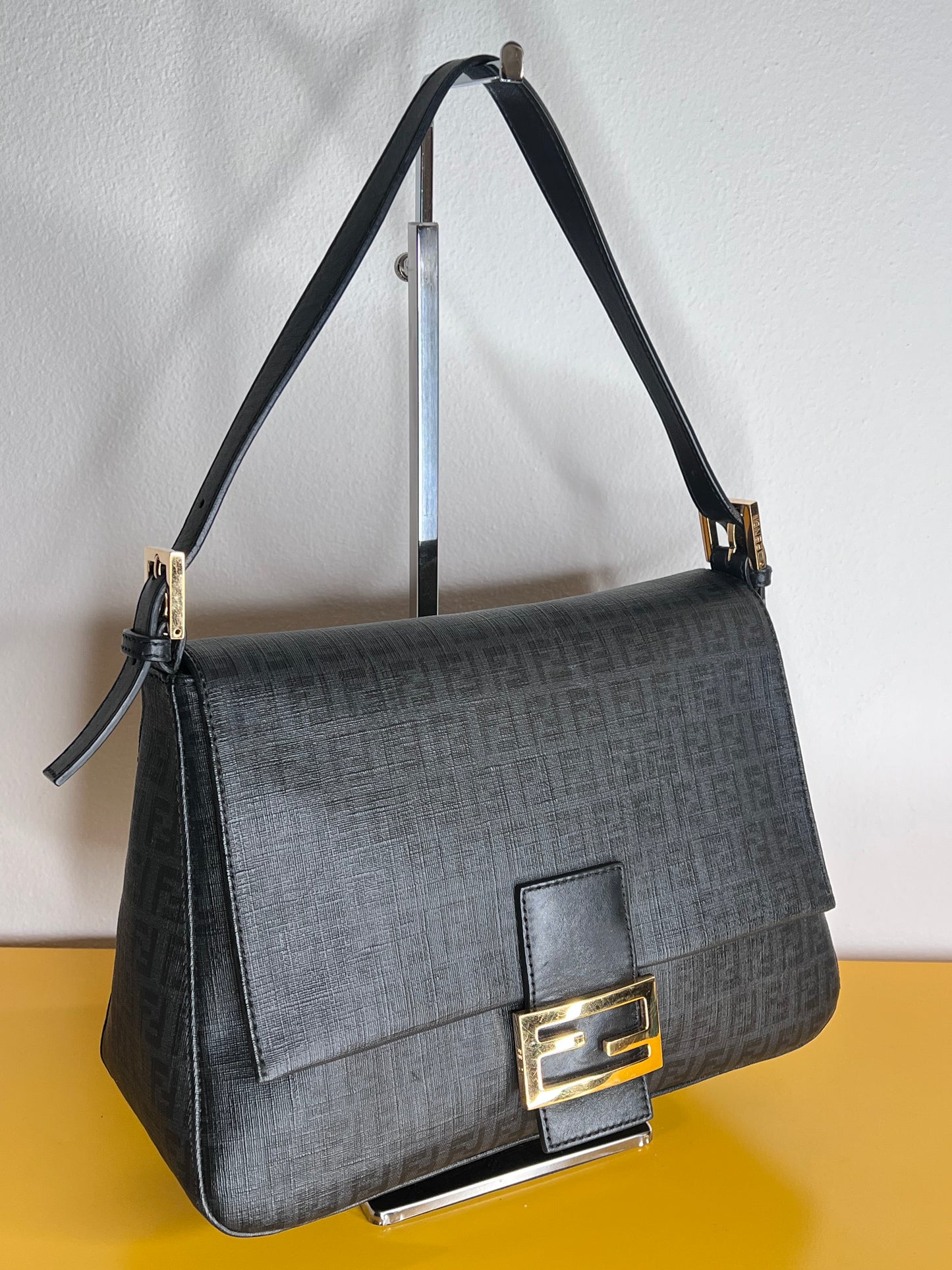 Fendi Mamma tessuto roll