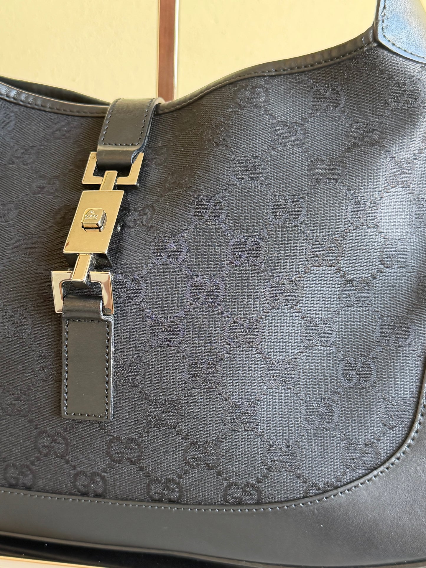 Gucci Jackie nera