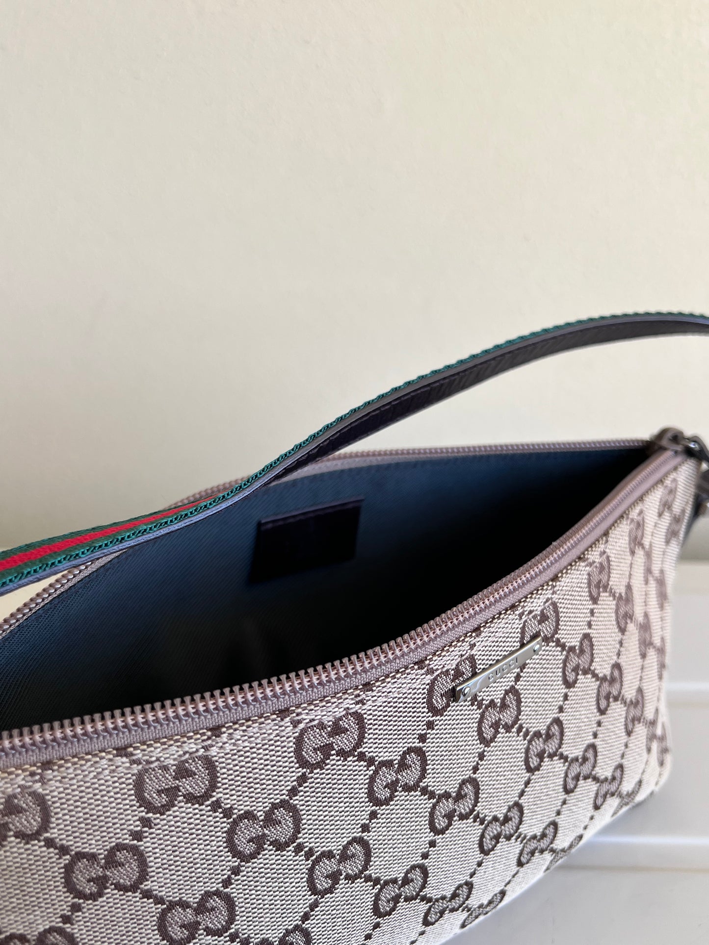 Gucci boat bag classic monogram