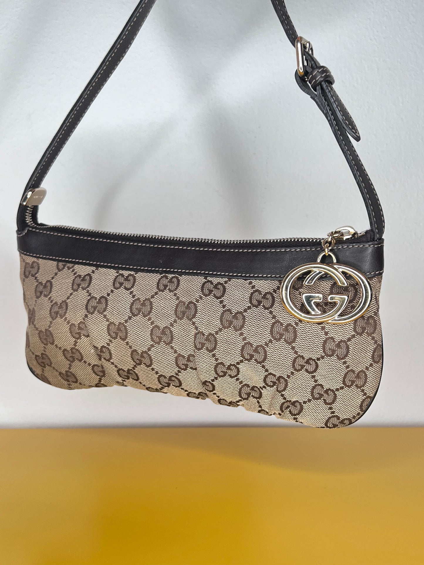 Gucci Pochette GG Charm