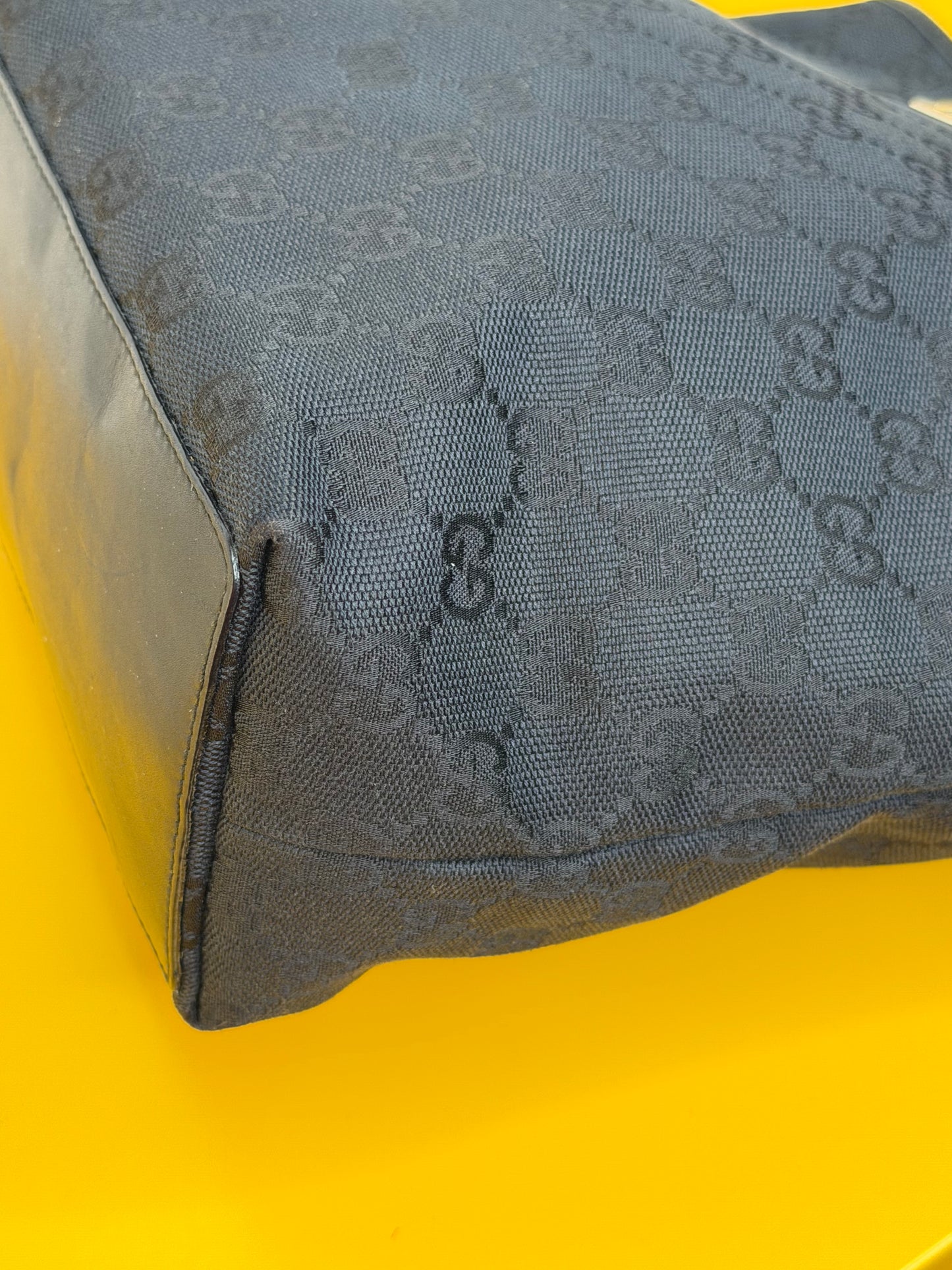 Gucci mini tote