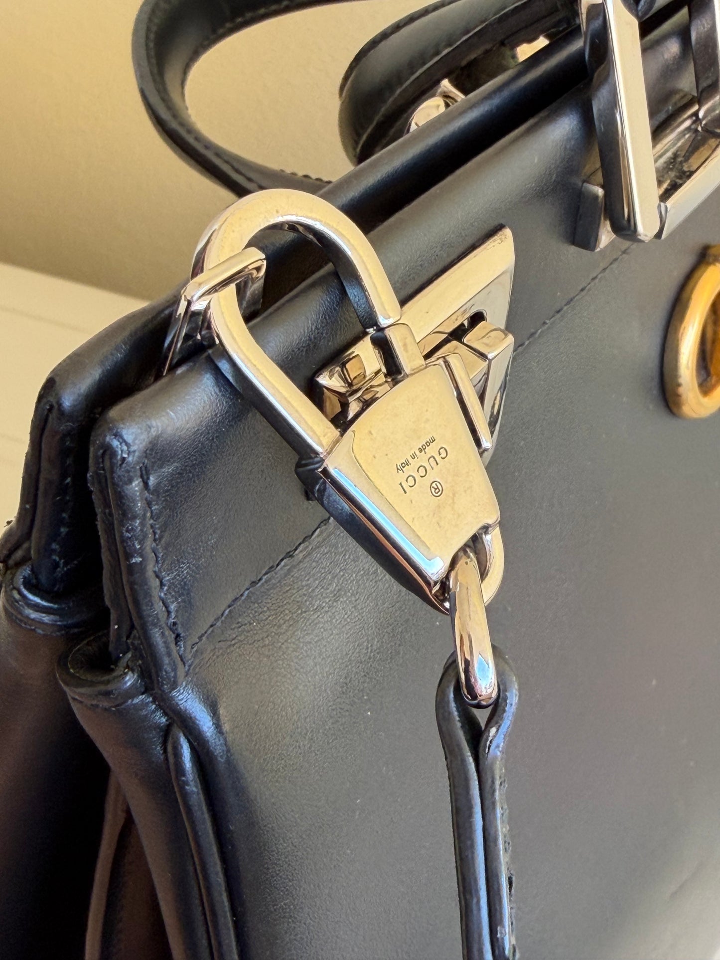 Gucci Zumi Medium
