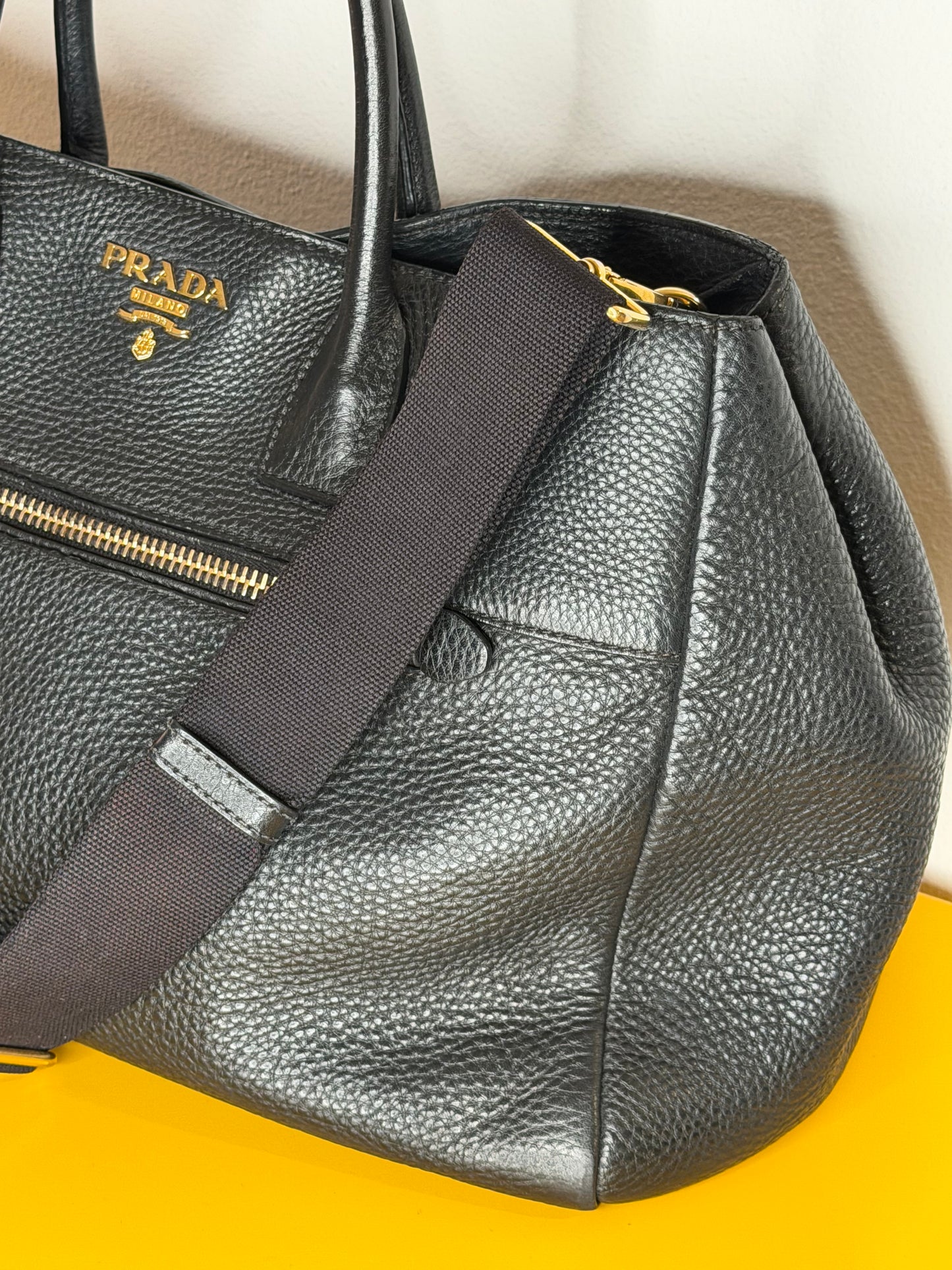 Prada tote nera