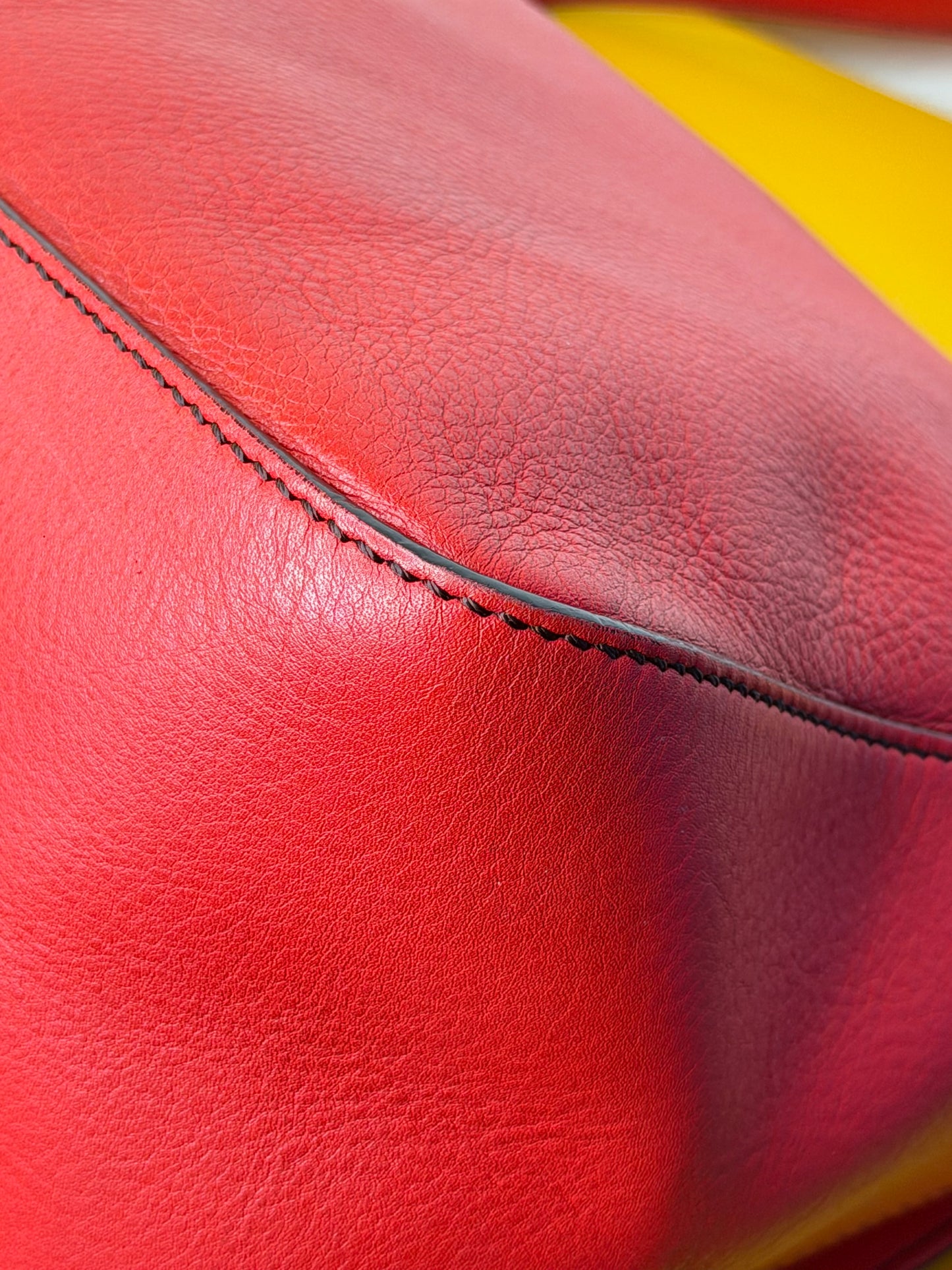 Fendi Mama Baguette rossa