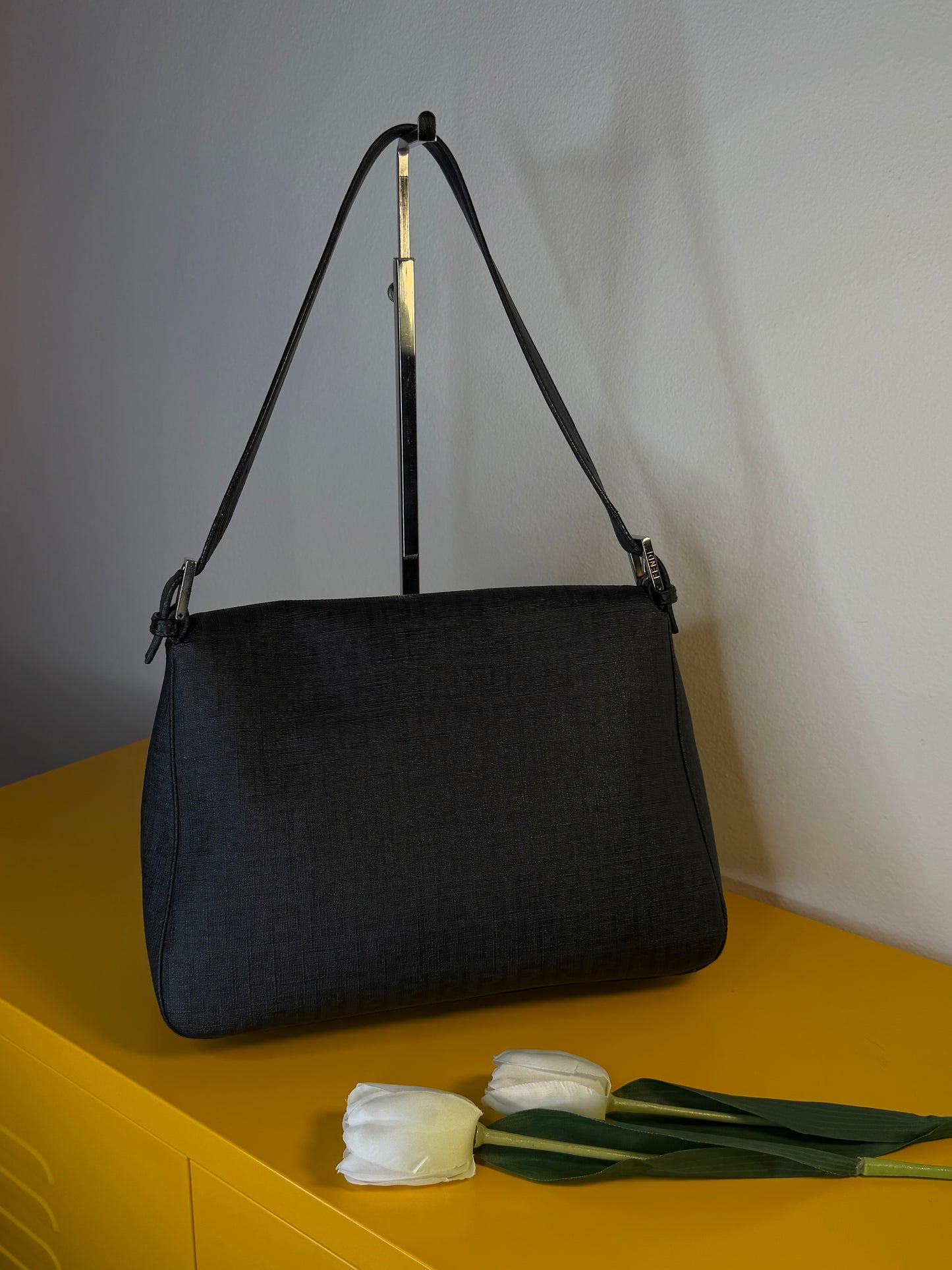 Fendi Mamma Tessuto Roll Nera