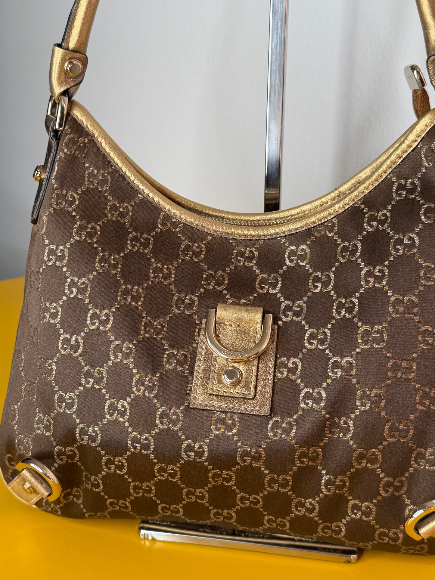 Gucci Abbey Gold