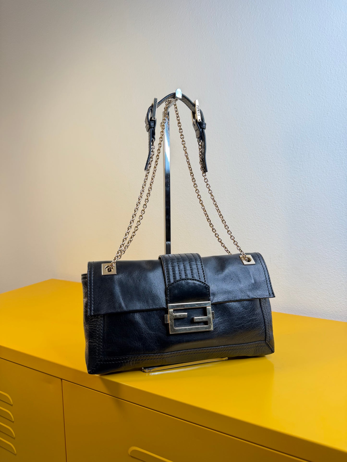 Fendi Baguette Chain flap