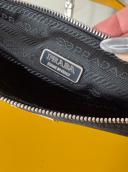 Prada Pochette raso