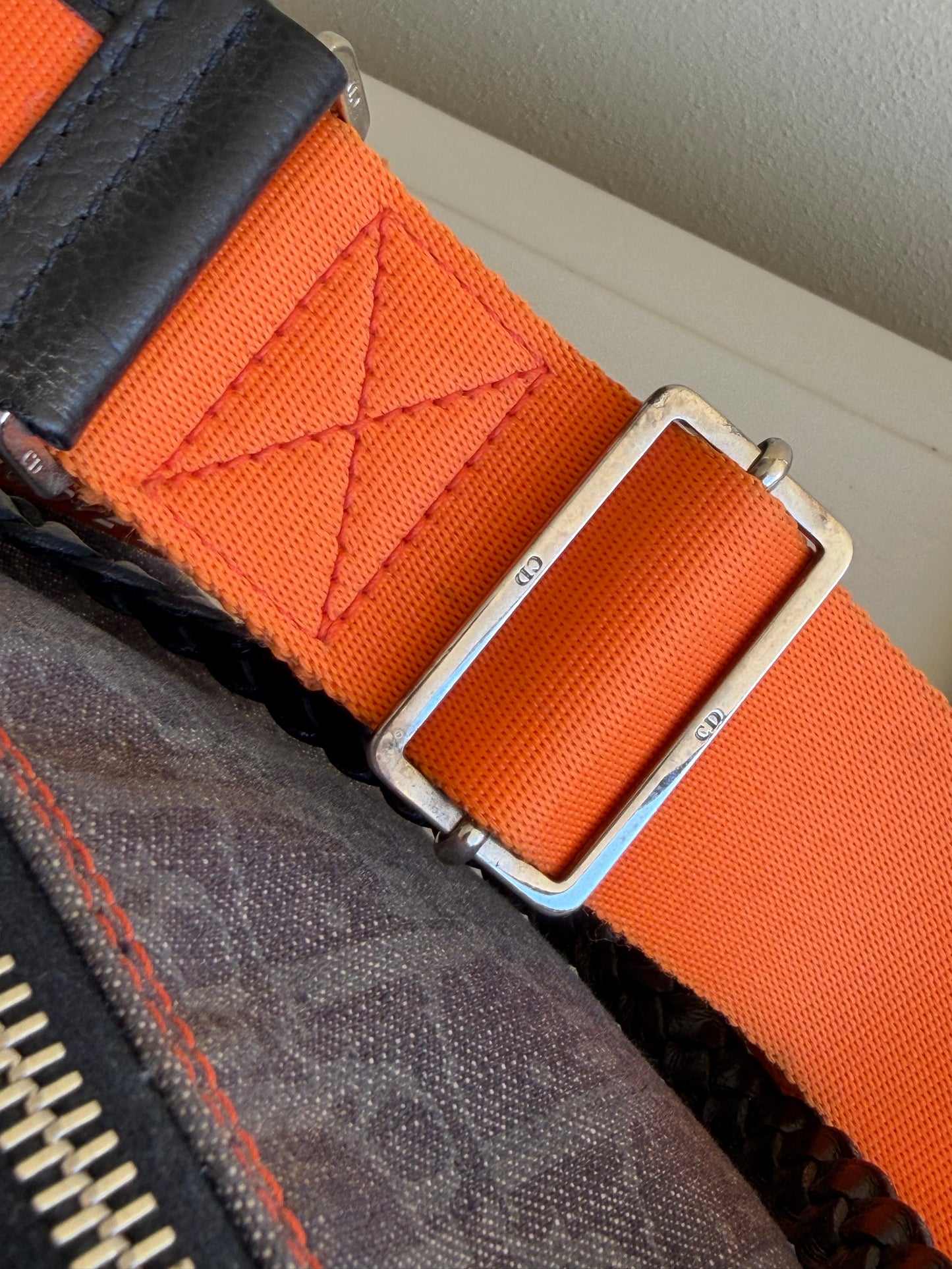 Dior Remove Before Flight