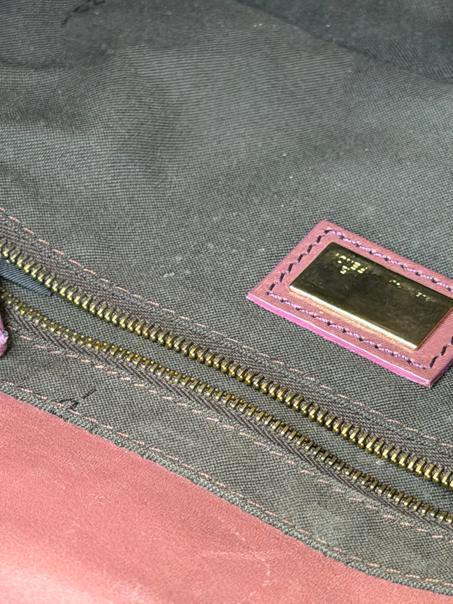 Fendi baguette chain flap Malva