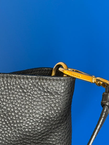 Prada tote con tracolla