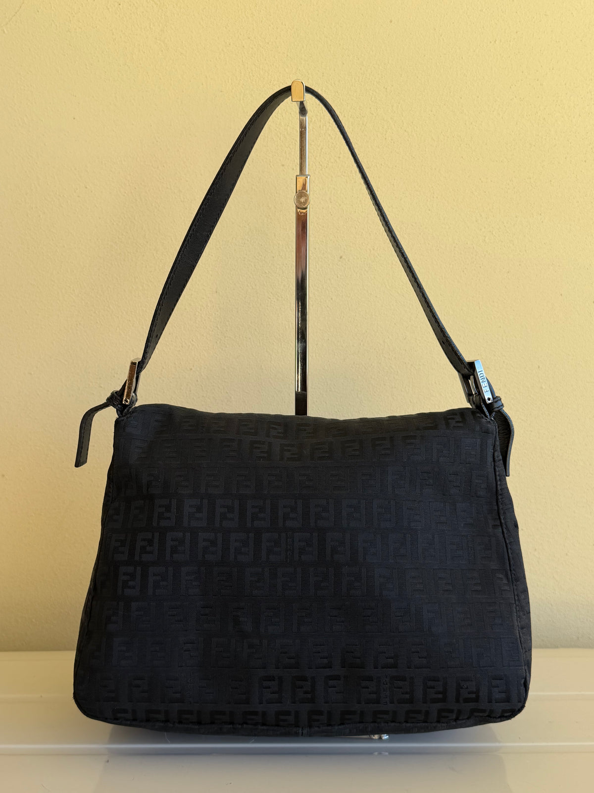 Fendi Mamma Baguette zucchino nera