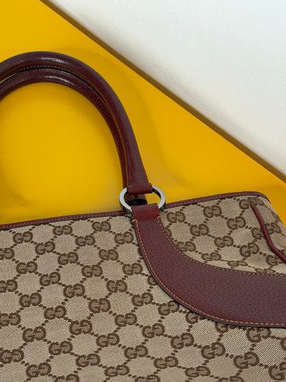 Gucci Shoulder Bag
