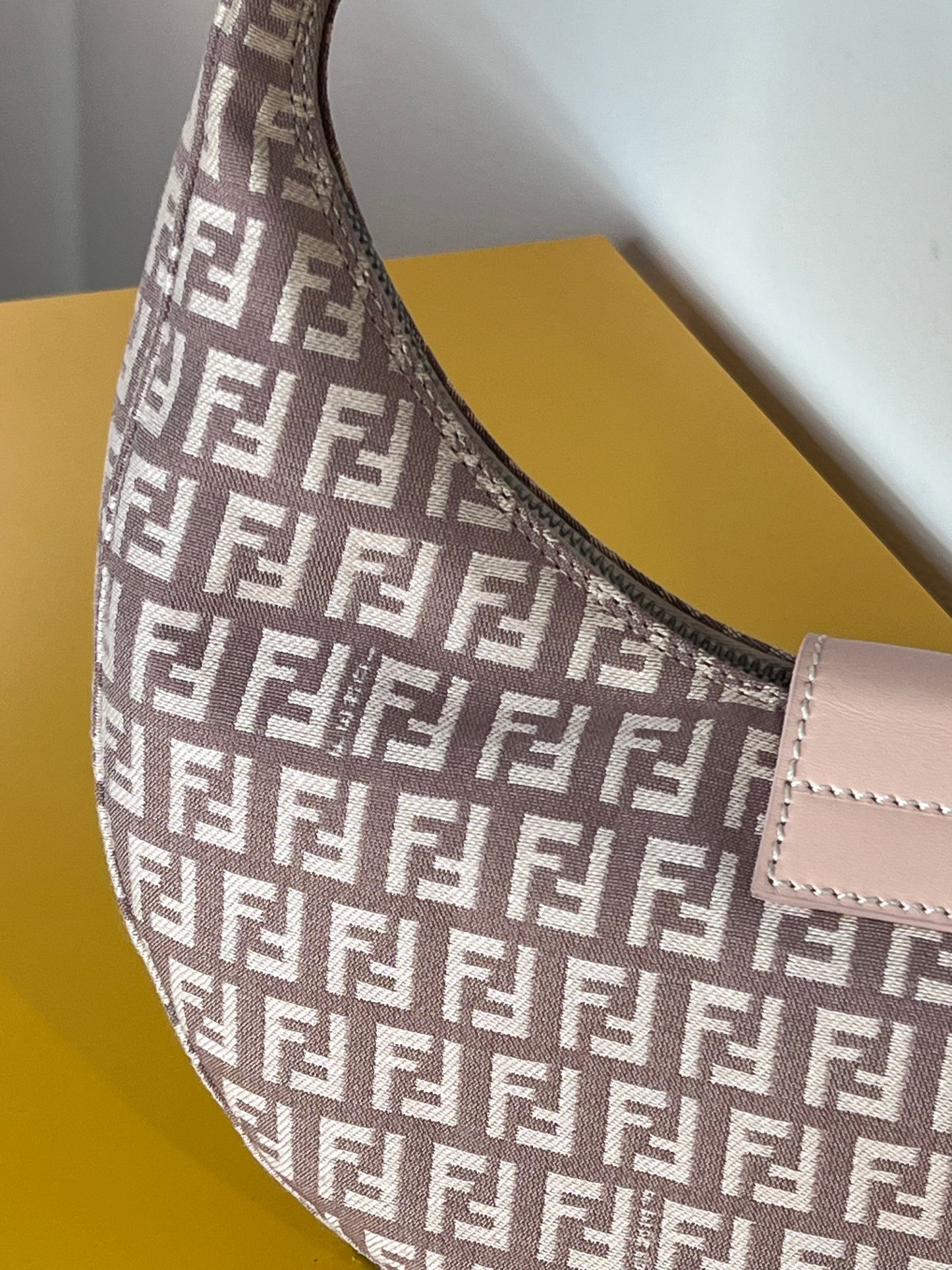 Fendi Croissaint gold/rose