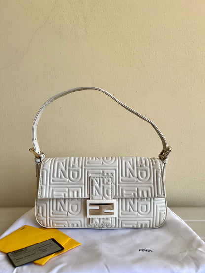 Fendi Baguette Nappa Bianca