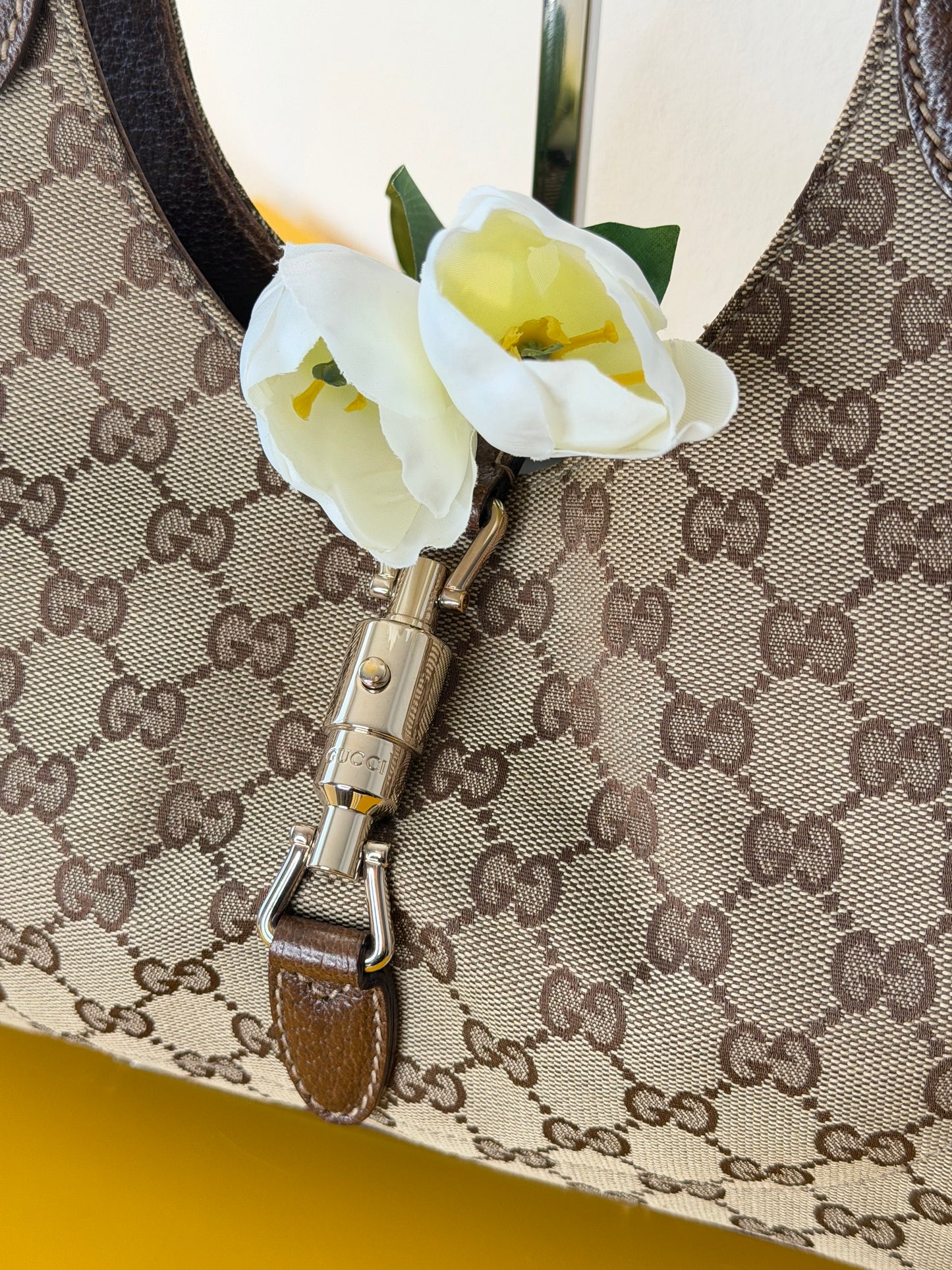 Gucci Jackie Bardot