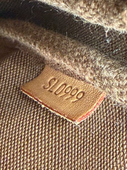 Louis Vuitton Pochette Accessoire
