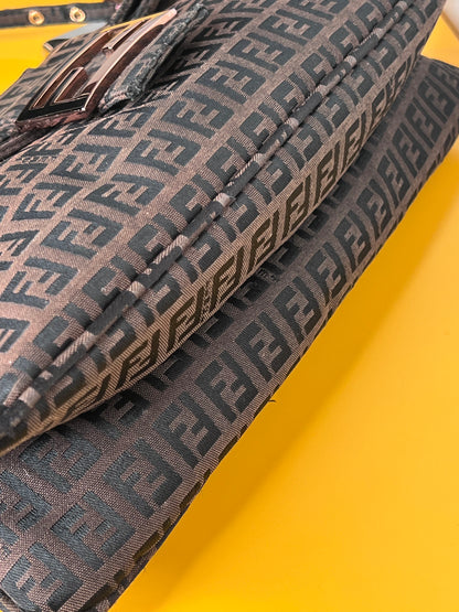 Fendi Baguette Marrone Double Flap
