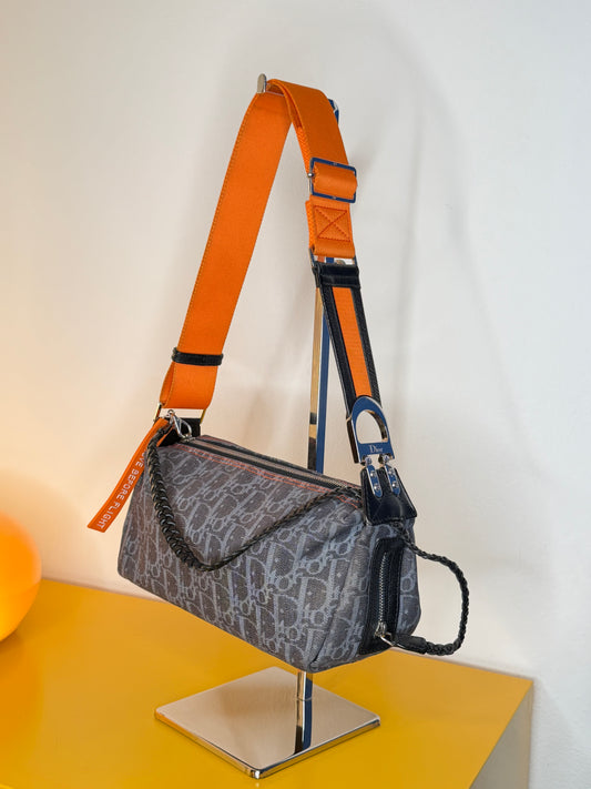 Dior Remove before flight